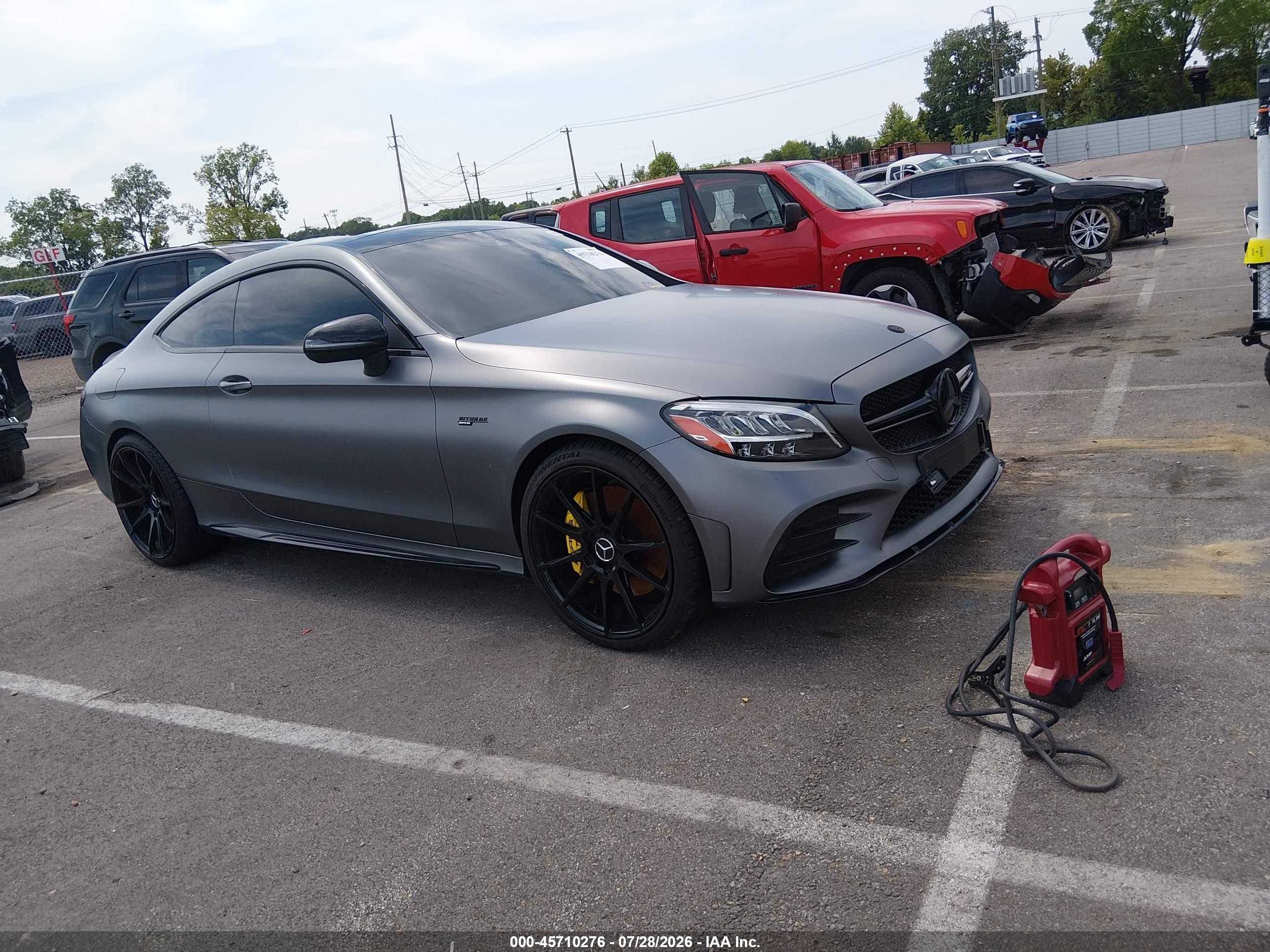 2019 Mercedes-Benz C 43 AMG, VIN WDDWJ6EB9KF837744 — Roof