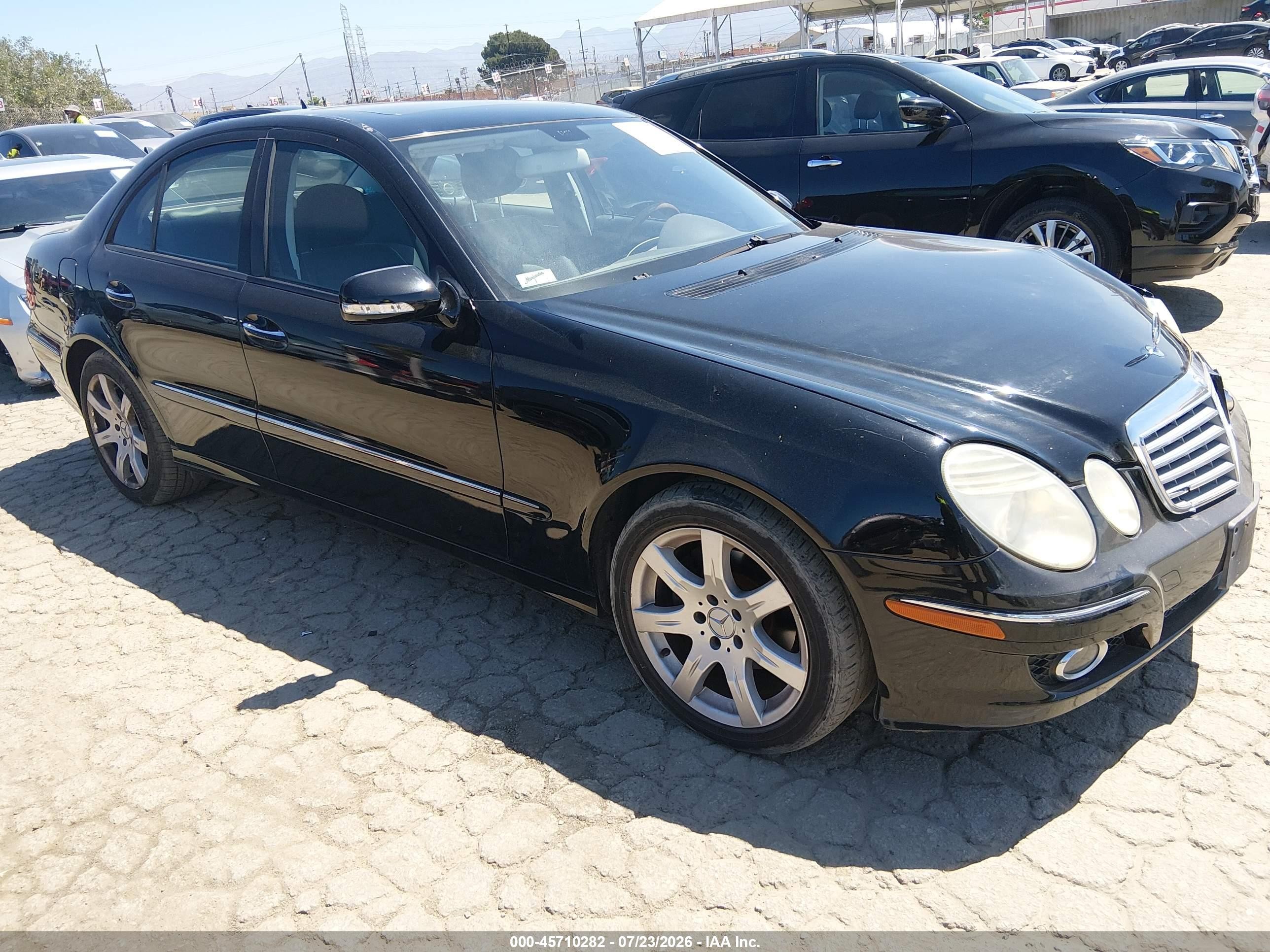 2007 Mercedes-Benz E 350, VIN WDBUF56X77B091475 — Front end
