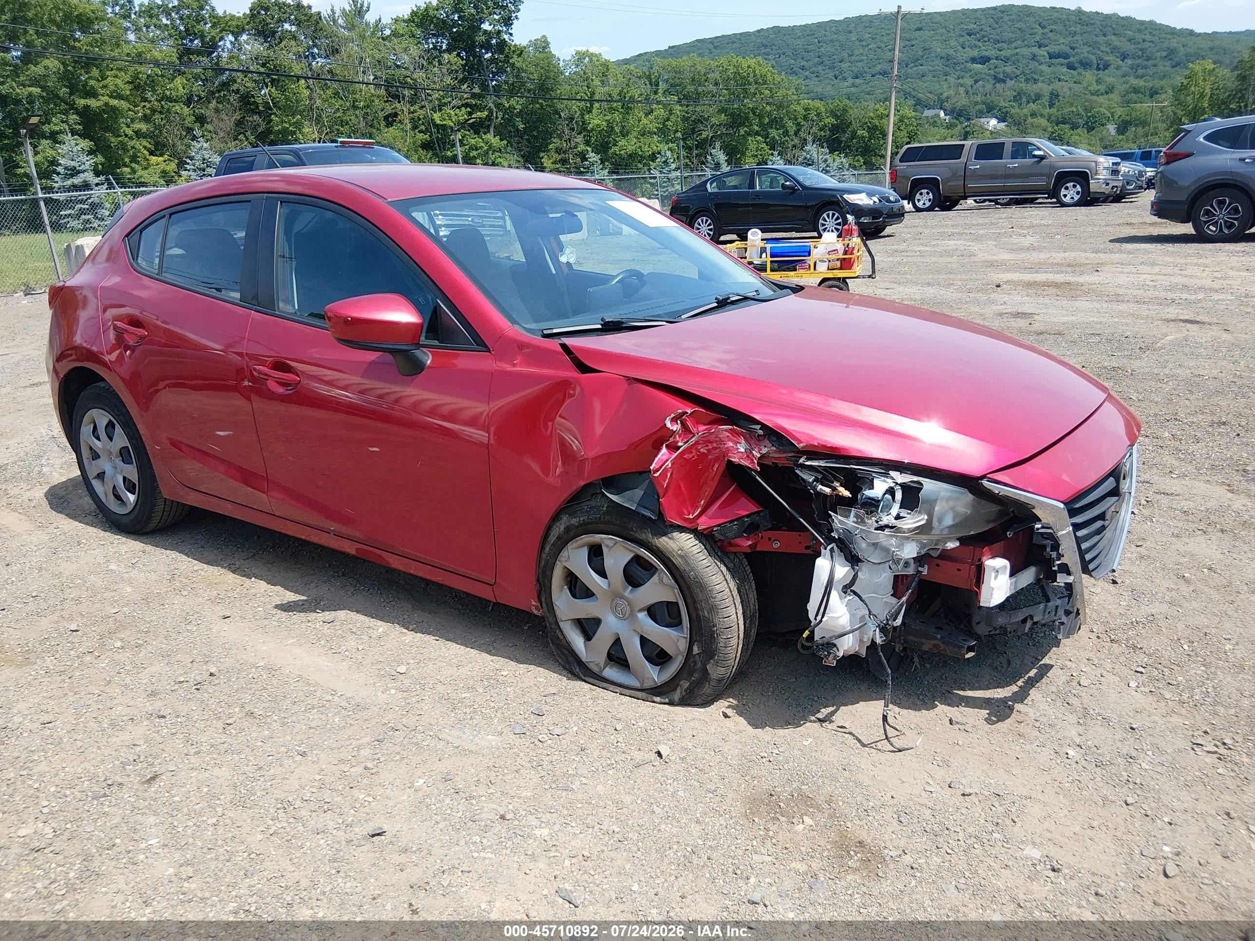 2016 Mazda 3 i Sport, VIN JM1BM1J77G1336618 — Front end