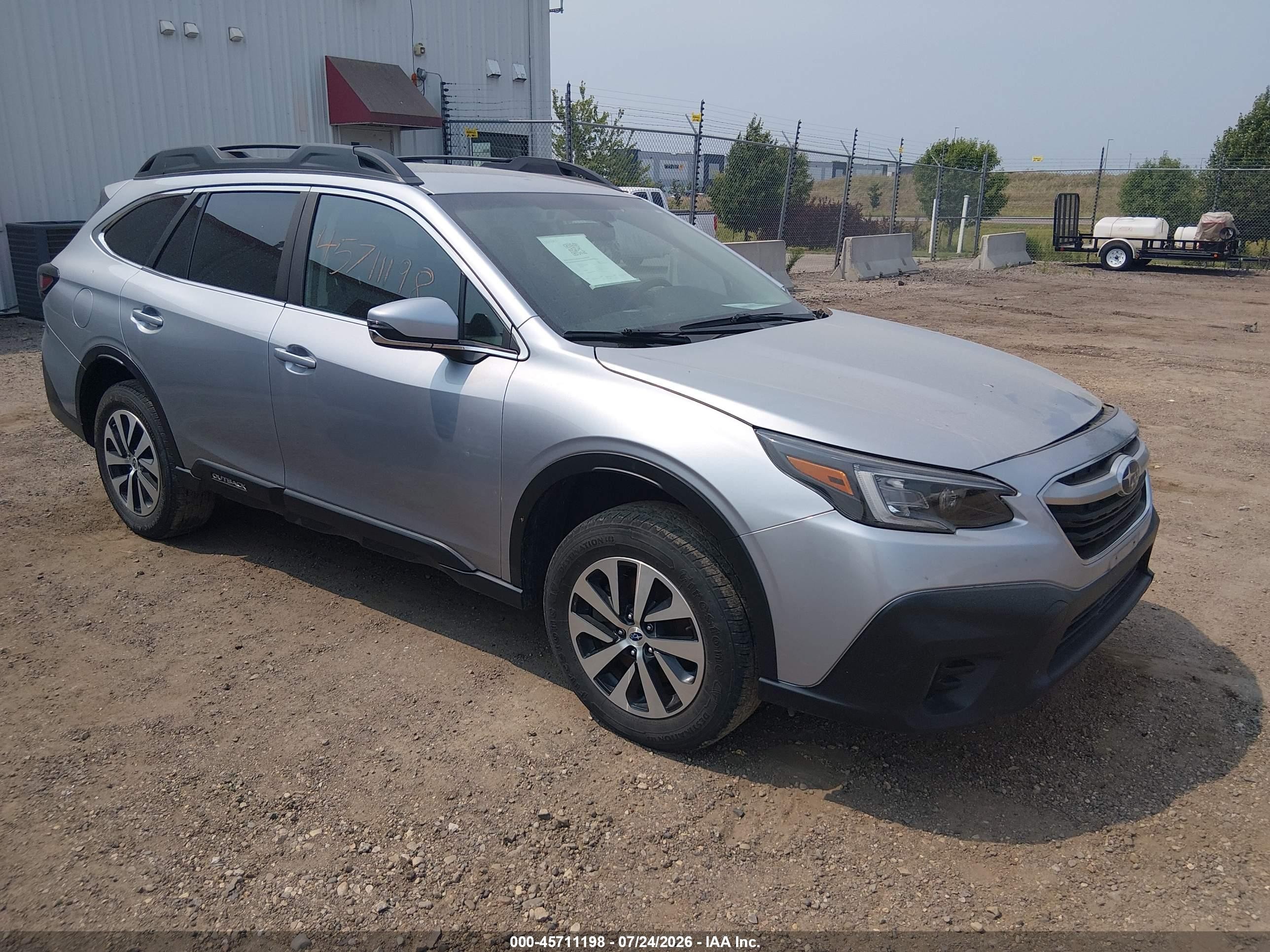 2022 Subaru Outback Premium, VIN 4S4BTADC7N3169623 — Front end