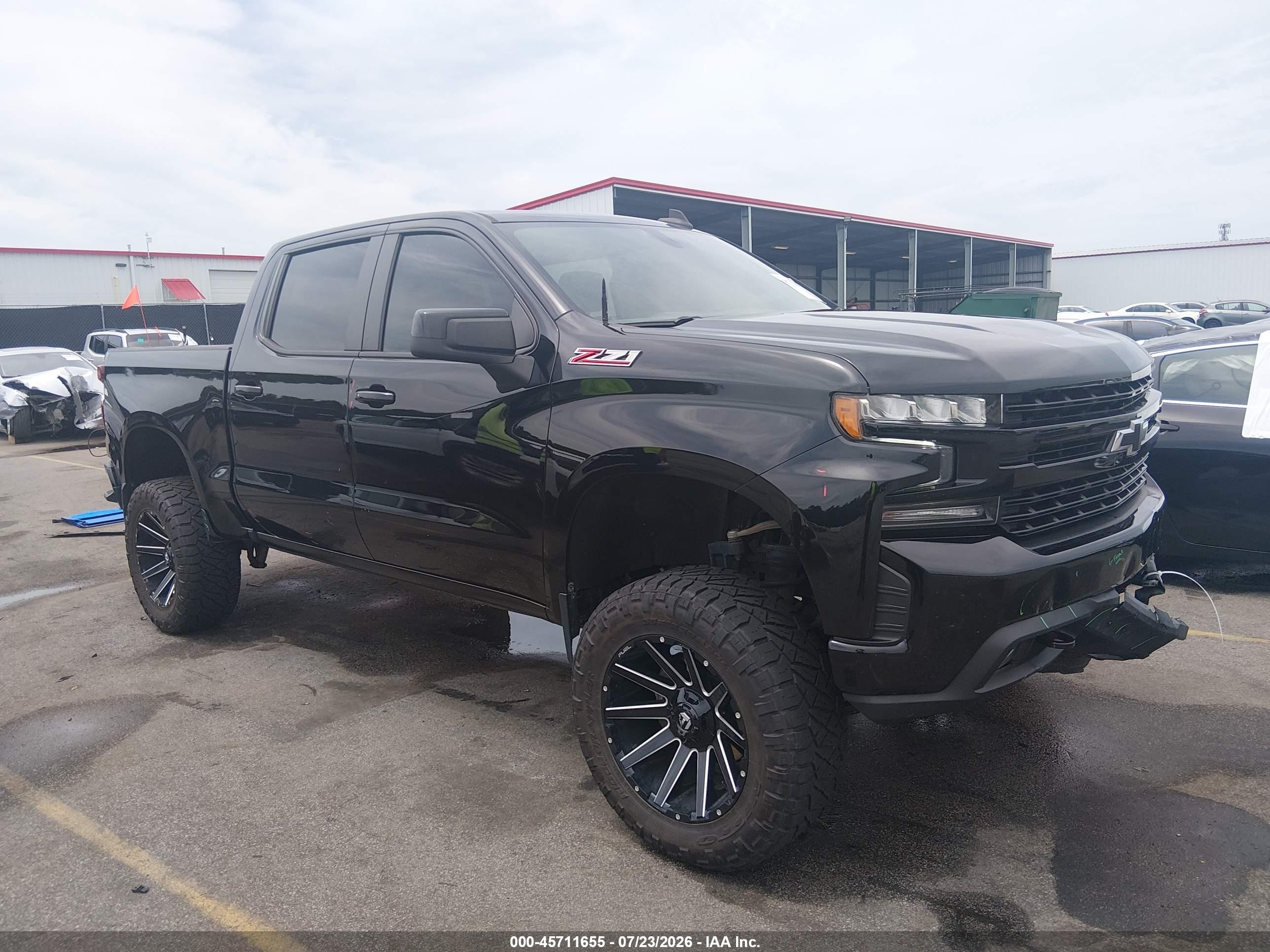2021 Chevrolet Silverado 1500 RST, VIN 1GCUYEED0MZ265568 — Front end