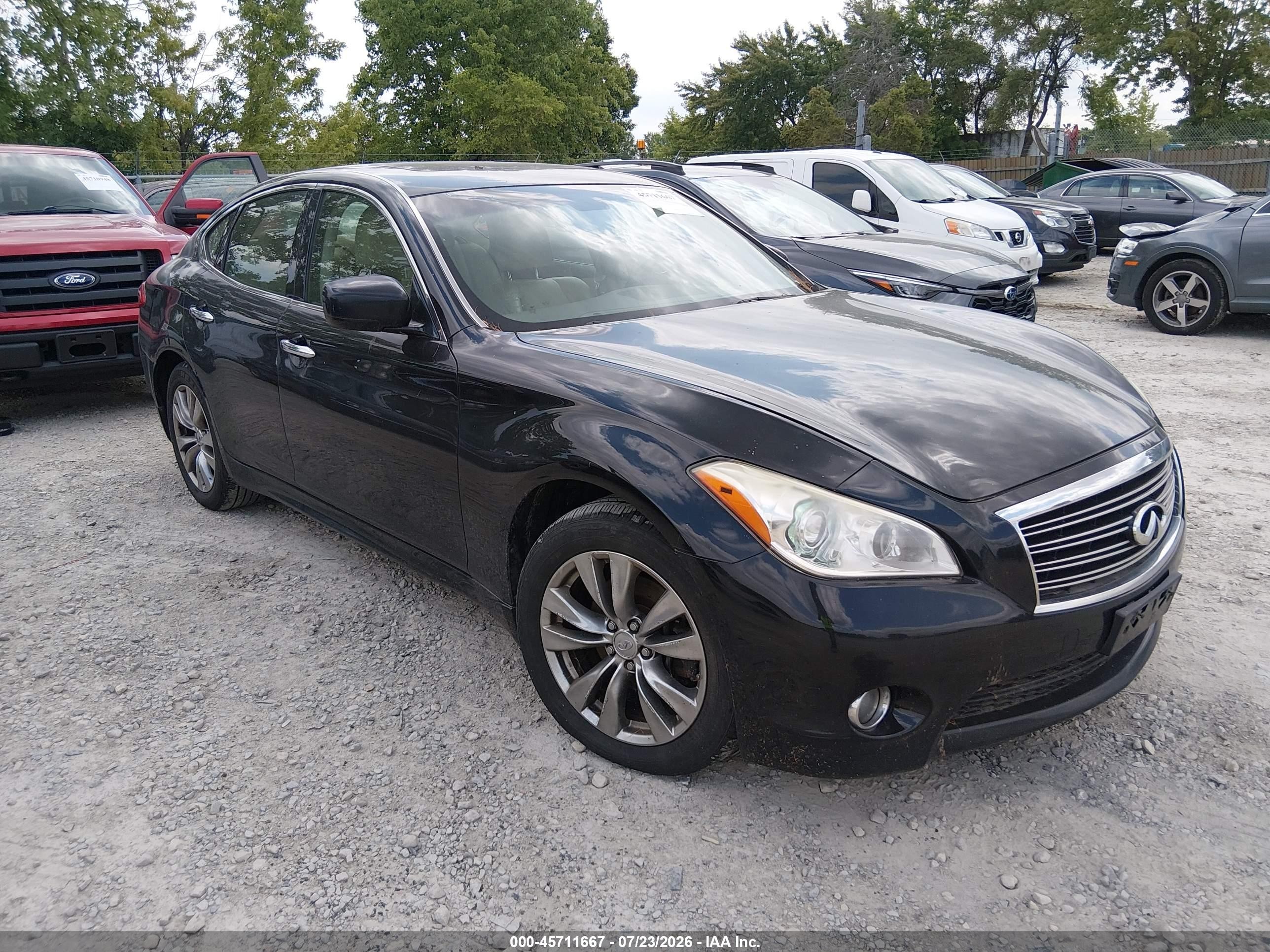 2011 Infiniti M, VIN JN1BY1AR4BM376347 — Normal wear