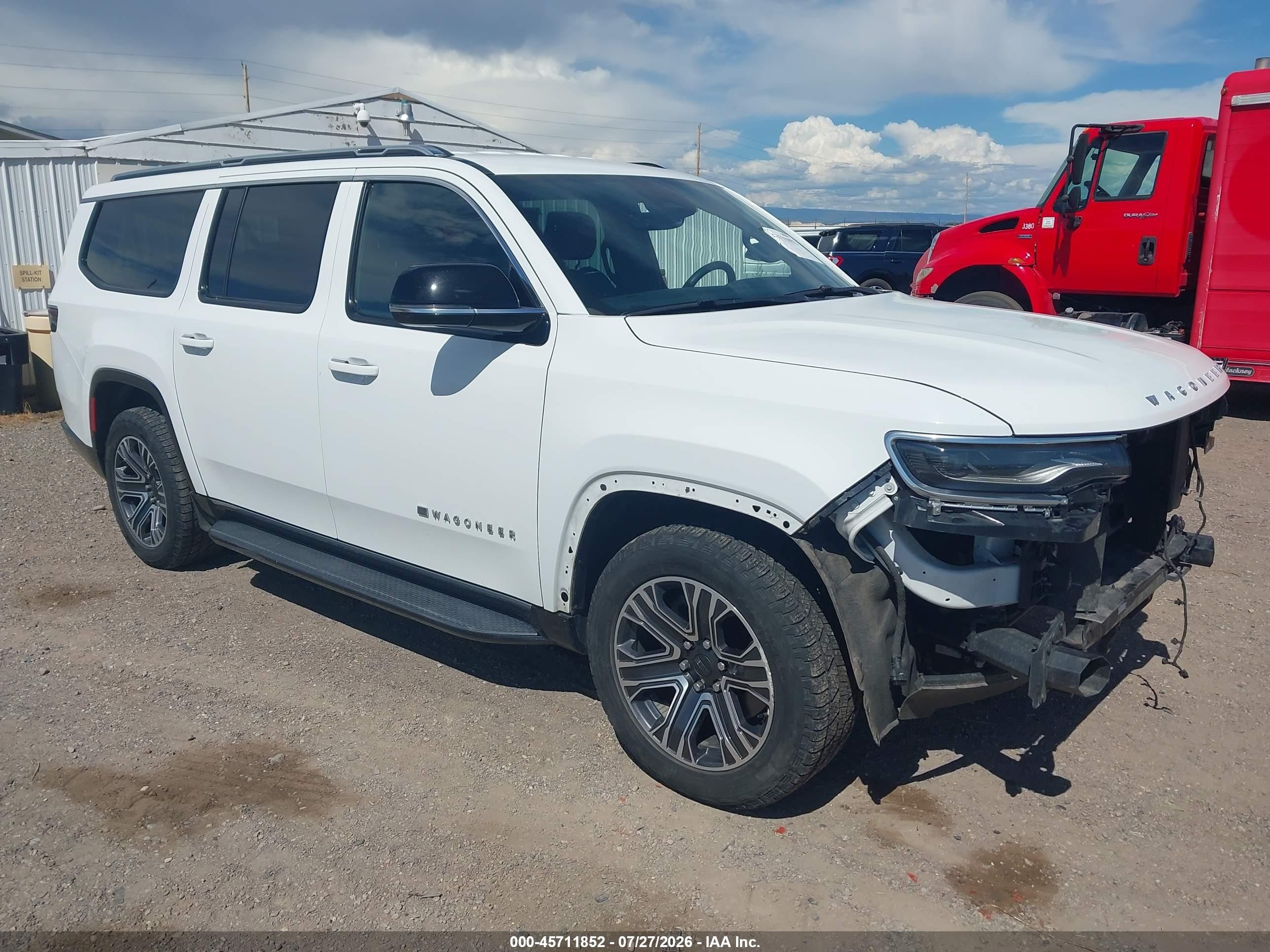 2023 Jeep Wagoneer Series II, VIN 1C4SJSBP7PS557353 — Перед