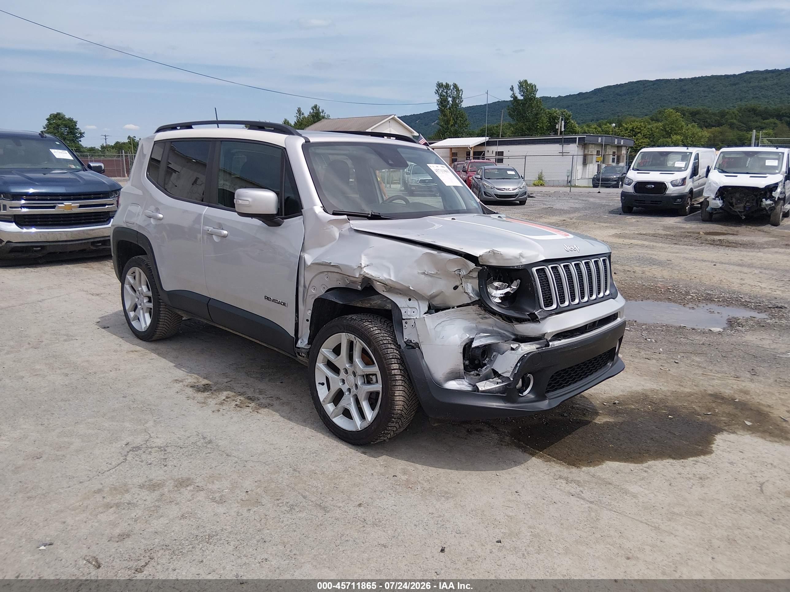 2021 Jeep Renegade Latitude, VIN ZACNJDBBXMPM80960 — Side