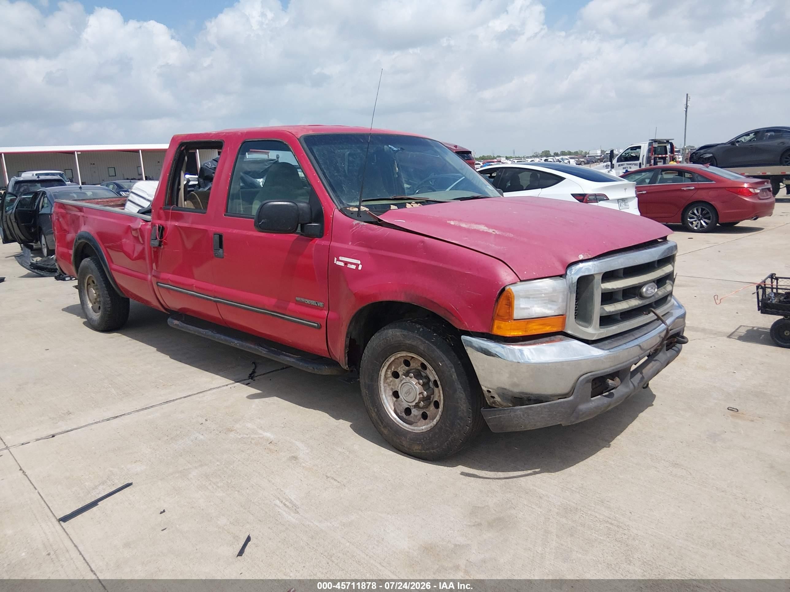 2000 Ford F-350 XL, VIN 1FTSW30F3YEB58019 — Side