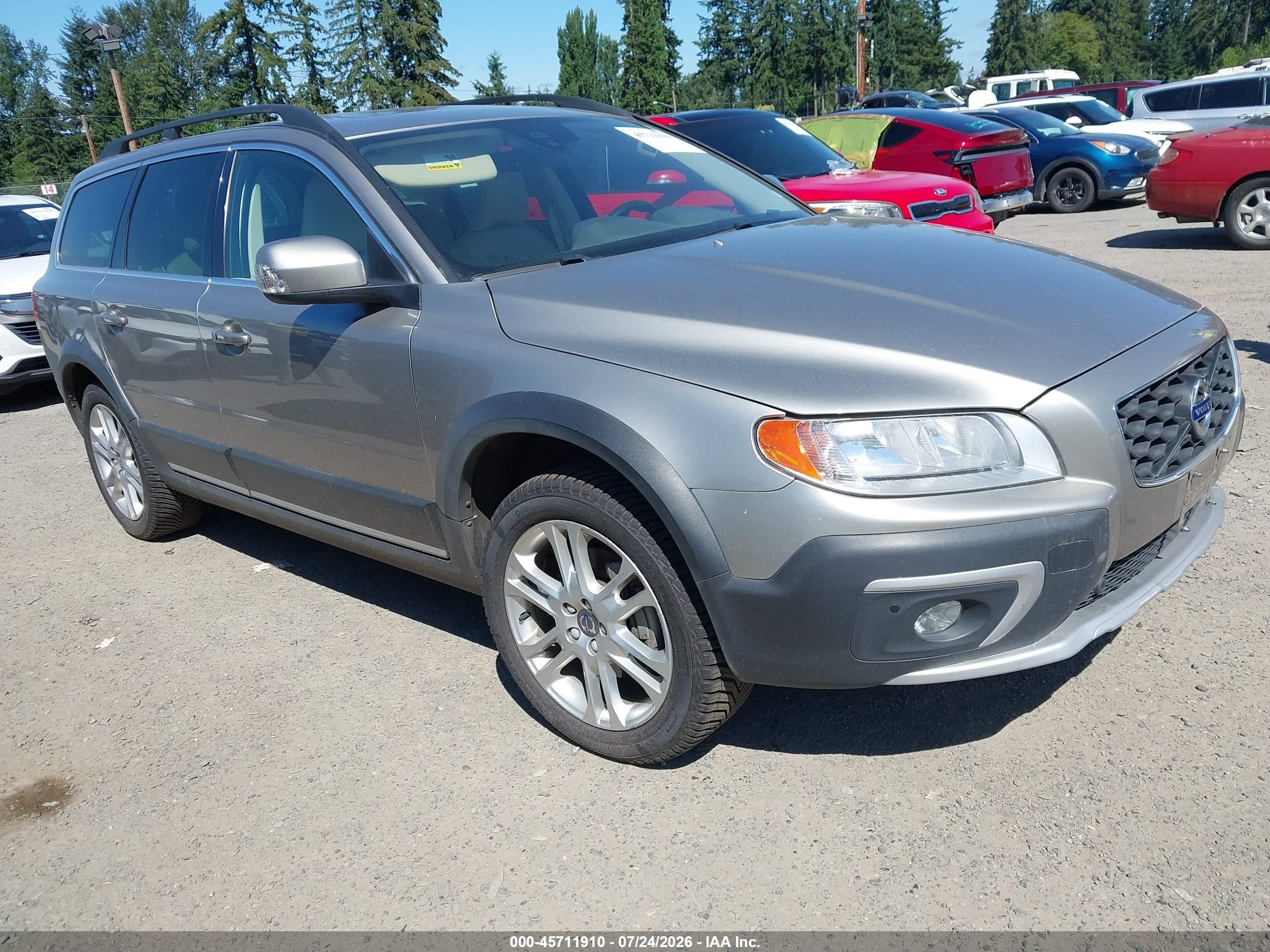 2016 Volvo XC70 T5 Premier, VIN YV4612NK5G1249859 — Normal wear