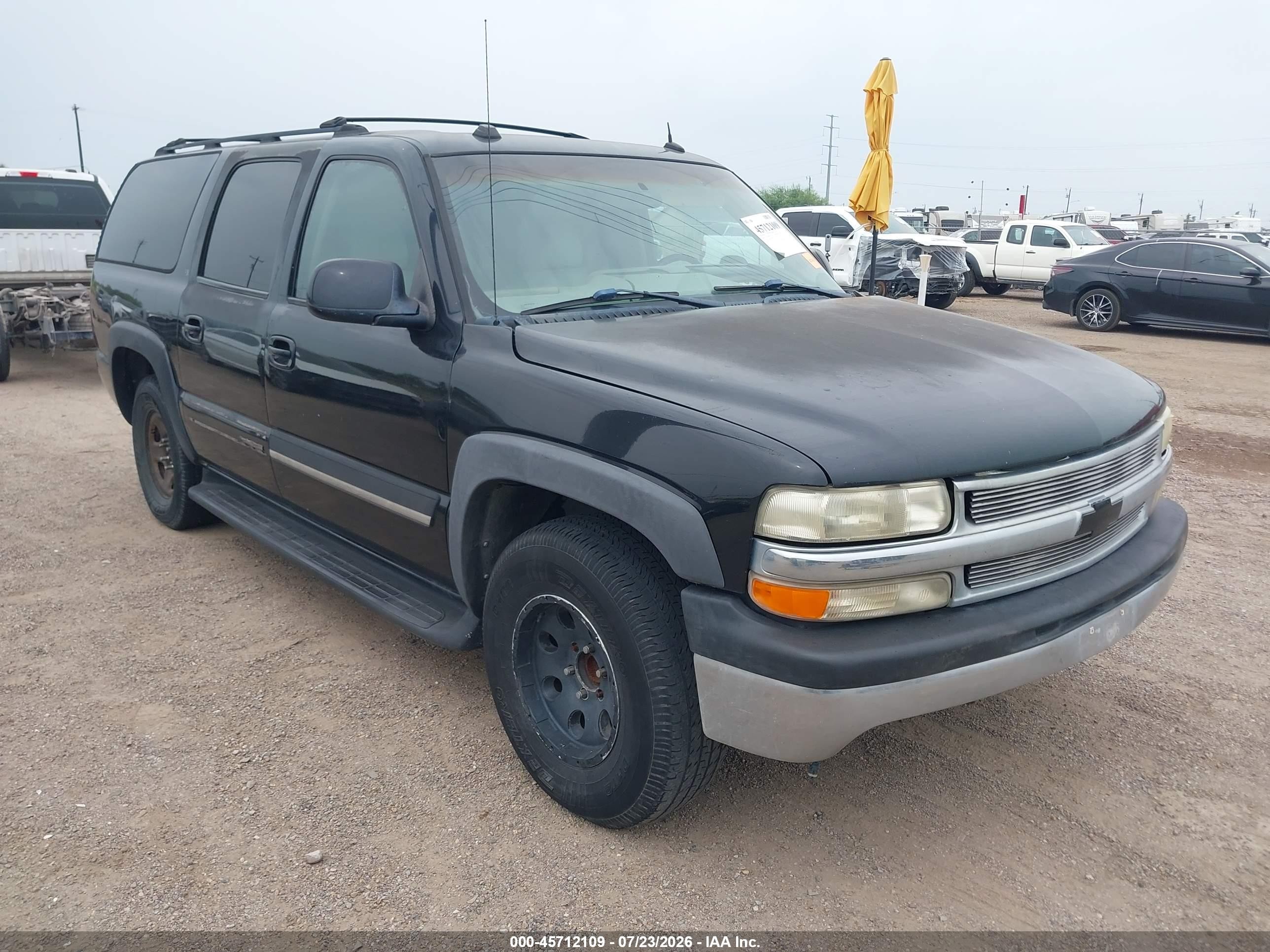 2004 Chevrolet Suburban LS, VIN 3GNEC16ZX4G268488 — Normal wear