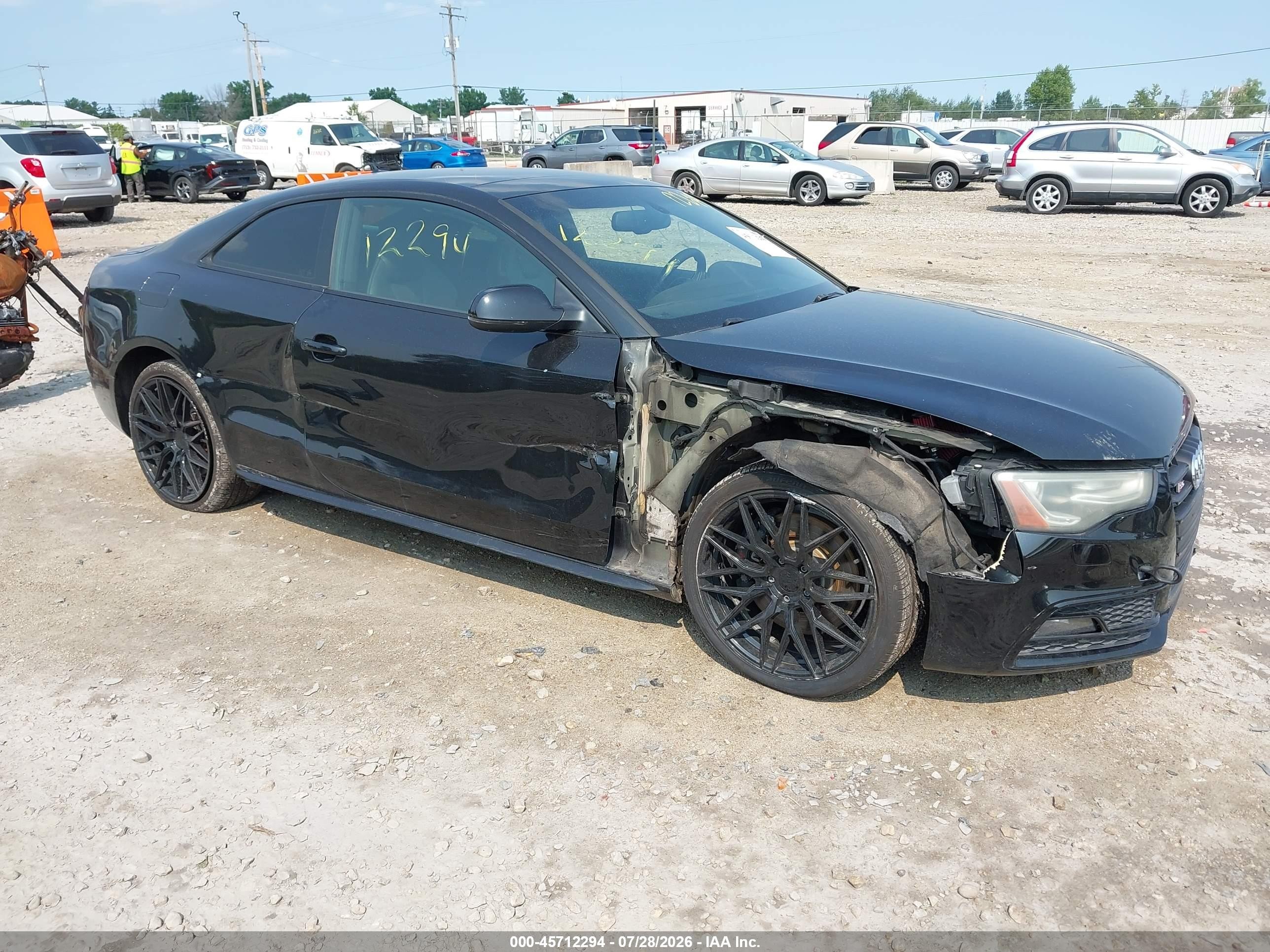 2014 Audi S5 Premium Plus, VIN WAUCGAFR3EA065461 — Side
