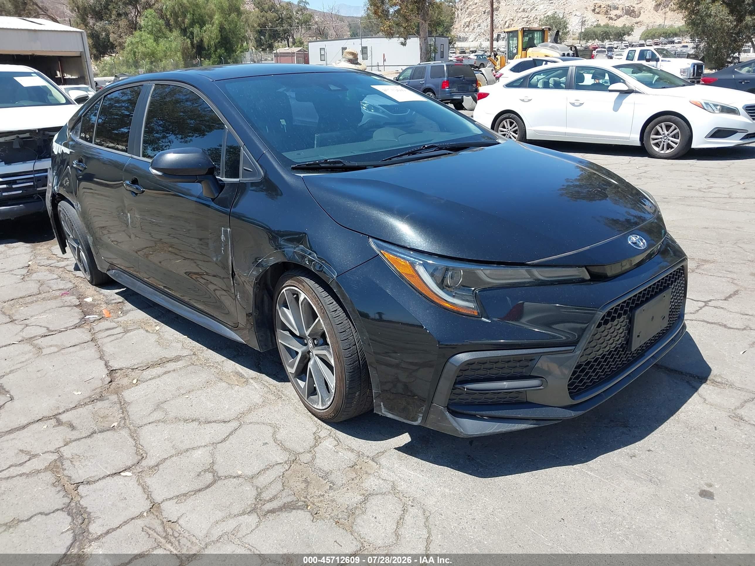 2020 Toyota Corolla SE, VIN 5YFS4RCE0LP033101 — Side