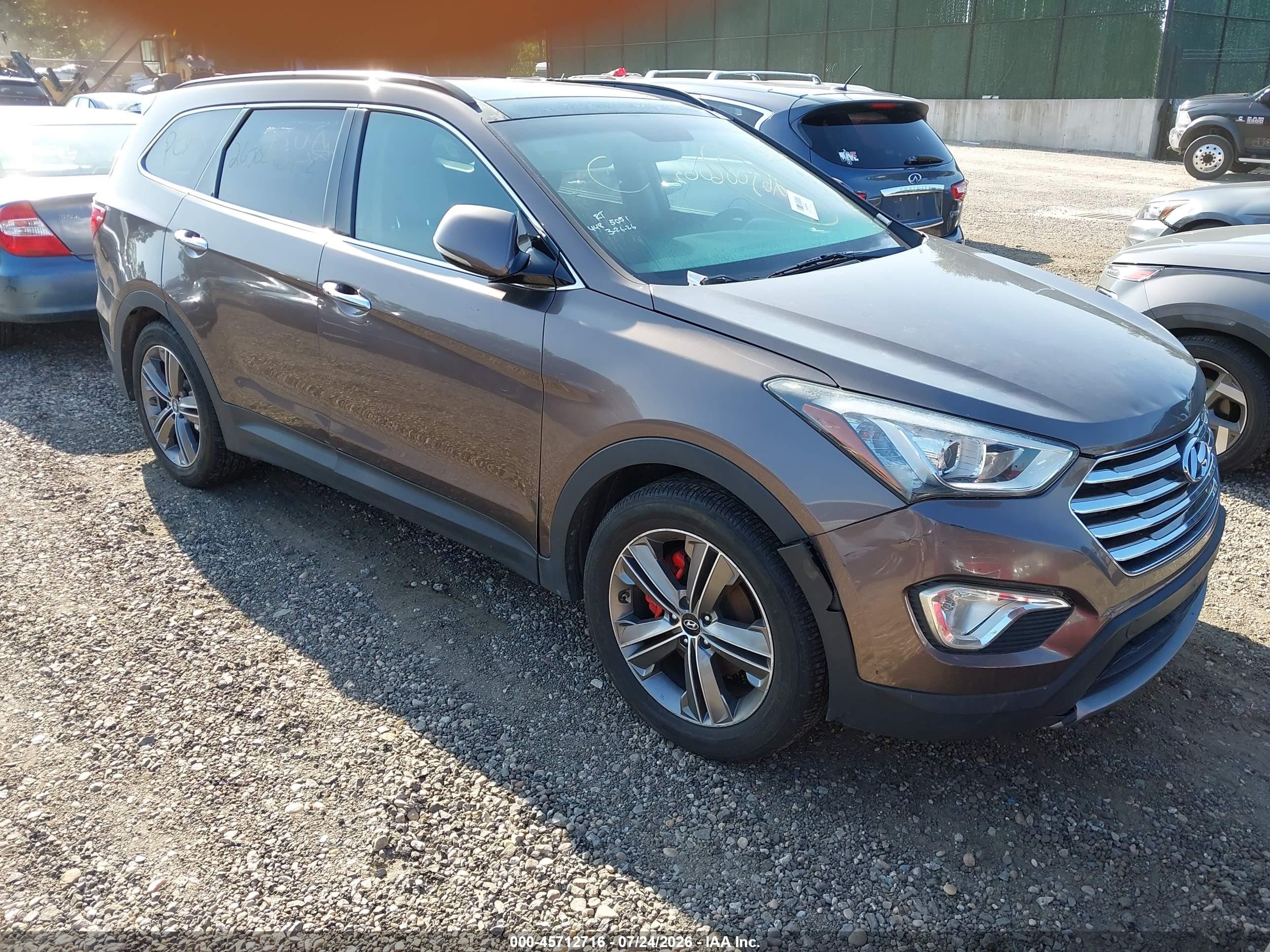 2013 Hyundai Santa Fe Limited, VIN KM8SR4HF6DU017216 — Side