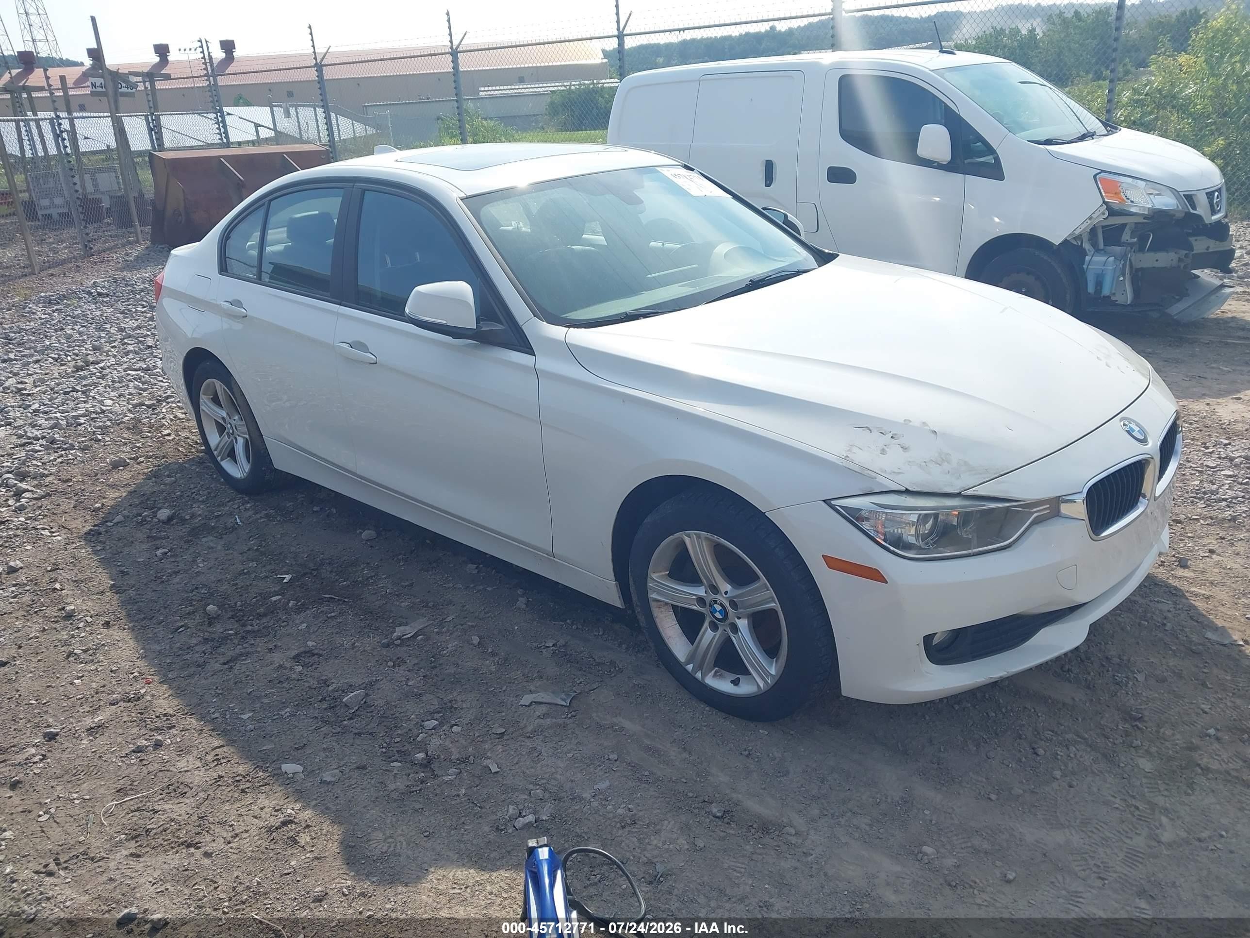 2015 BMW 3 Series 320i xDrive, VIN WBA3C3G56FNS76232 — Normal wear