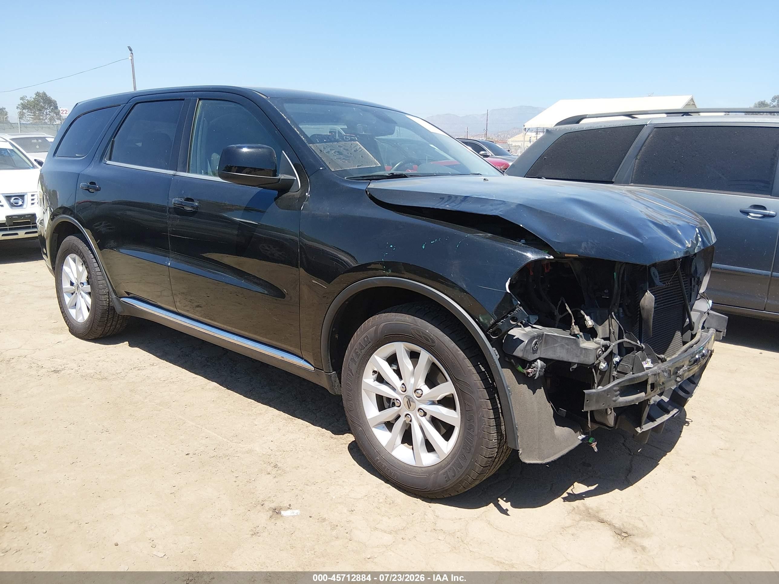 2019 Dodge Durango SXT Plus, VIN 1C4RDHAG4KC549966 — Front end