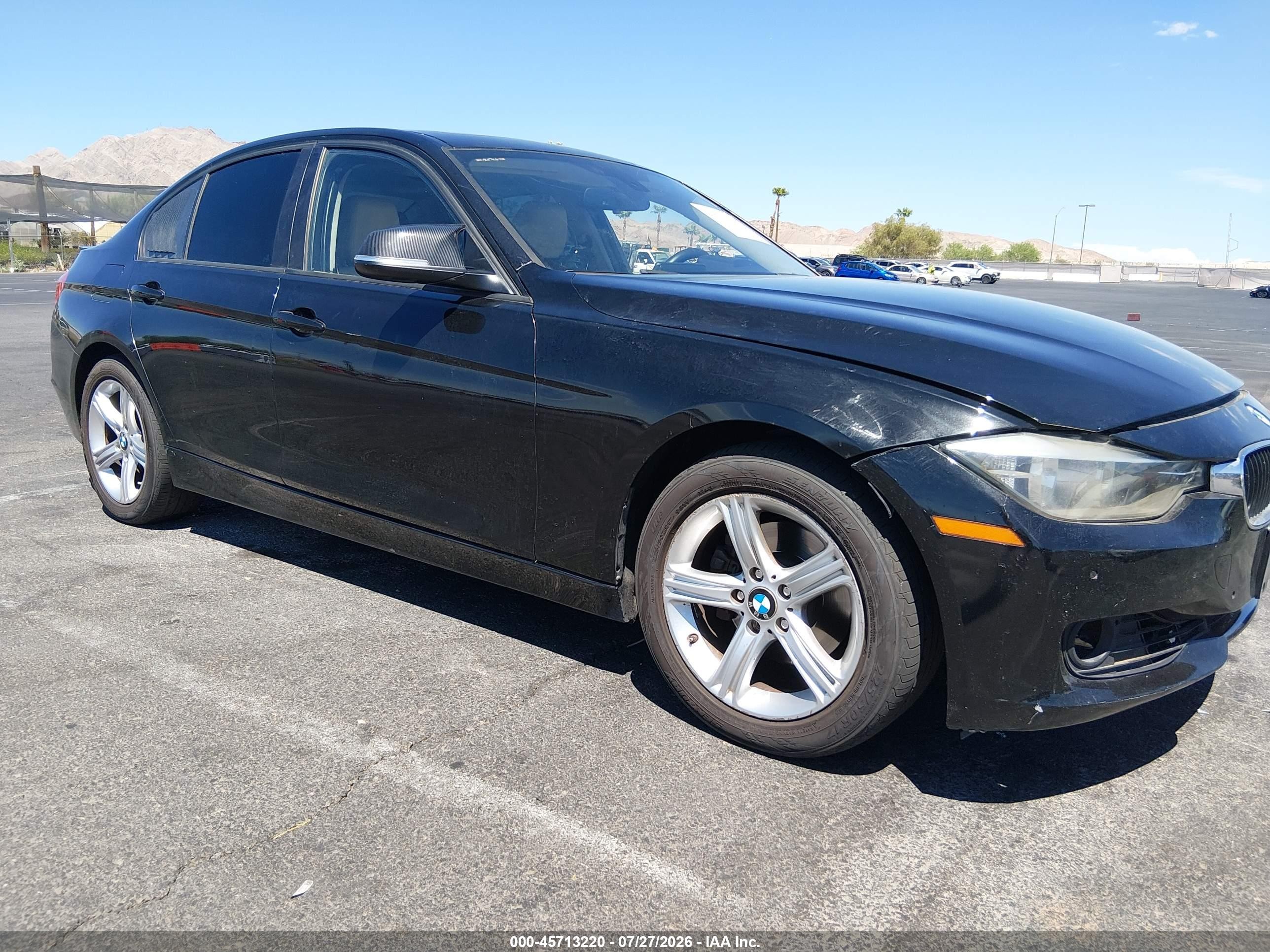 2013 BMW 3 Series 328i, VIN WBA3A5C56DJ462882 — Normal wear