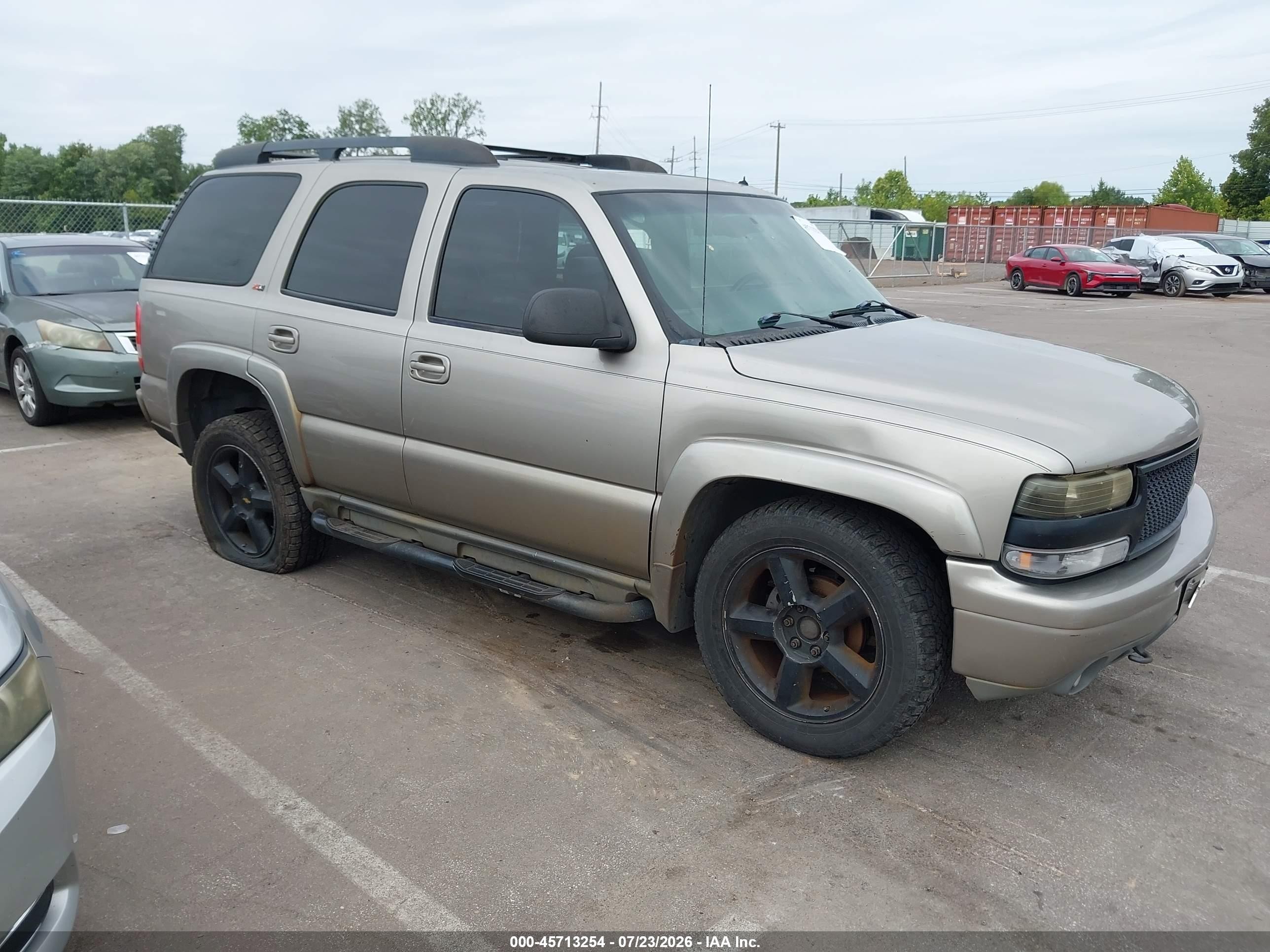 2002 Chevrolet Tahoe Z71, VIN 1GNEK13Z62R126918 — Normal wear