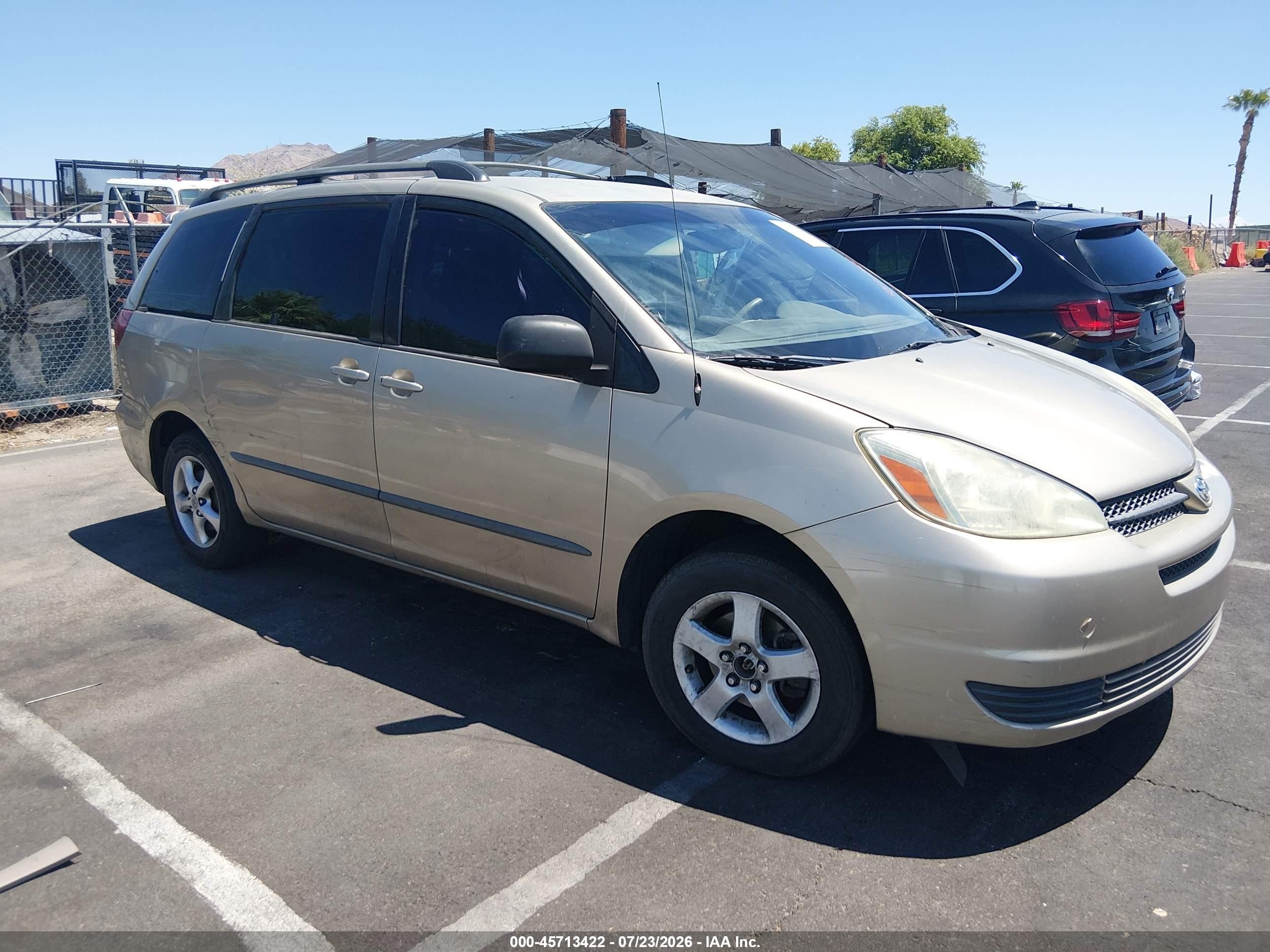 2004 Toyota Sienna LE, VIN 5TDZA23CX4S148777 — Normal wear