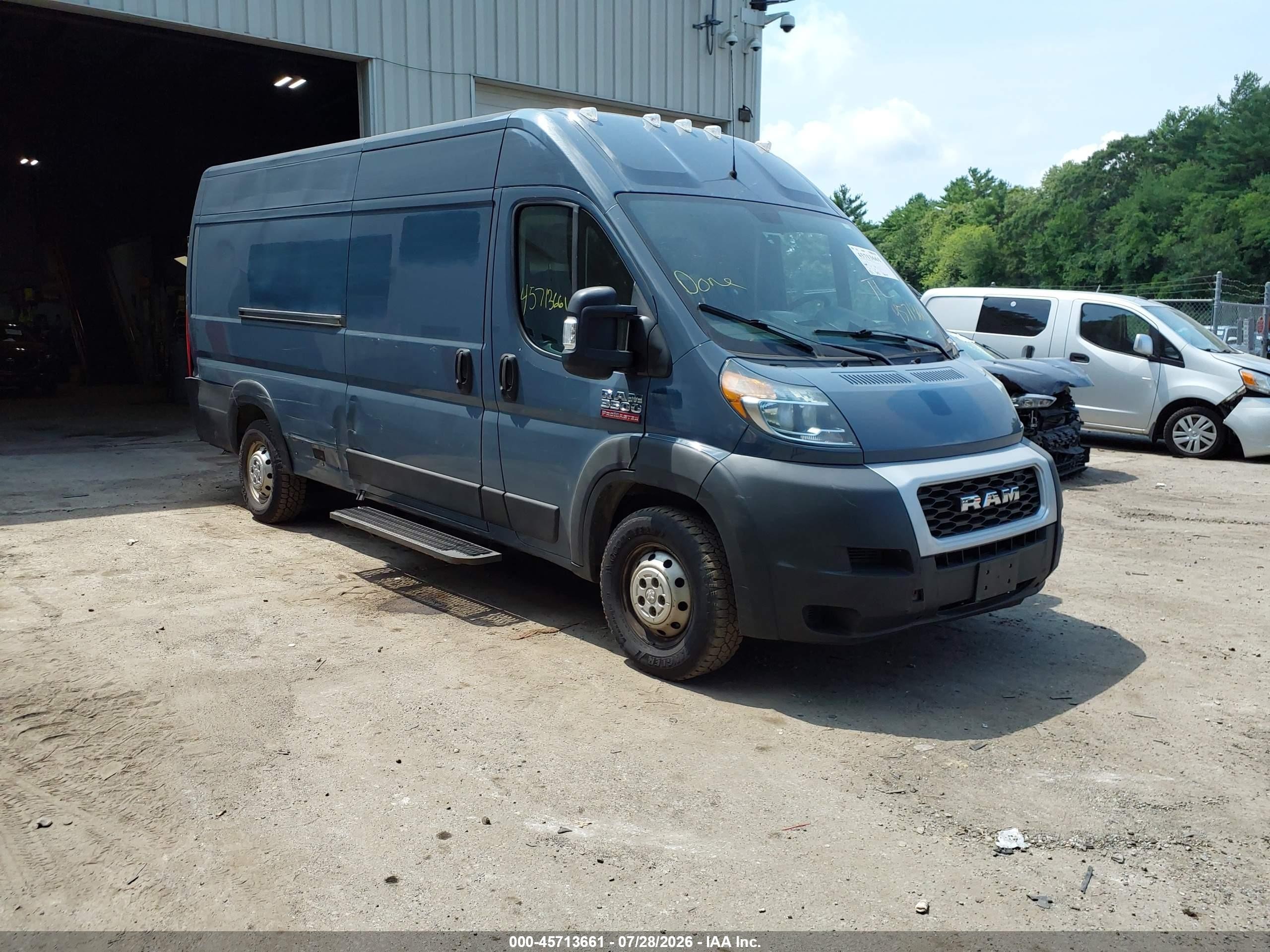 2019 Ram ProMaster Cargo, VIN 3C6URVJG2KE548566 — Side