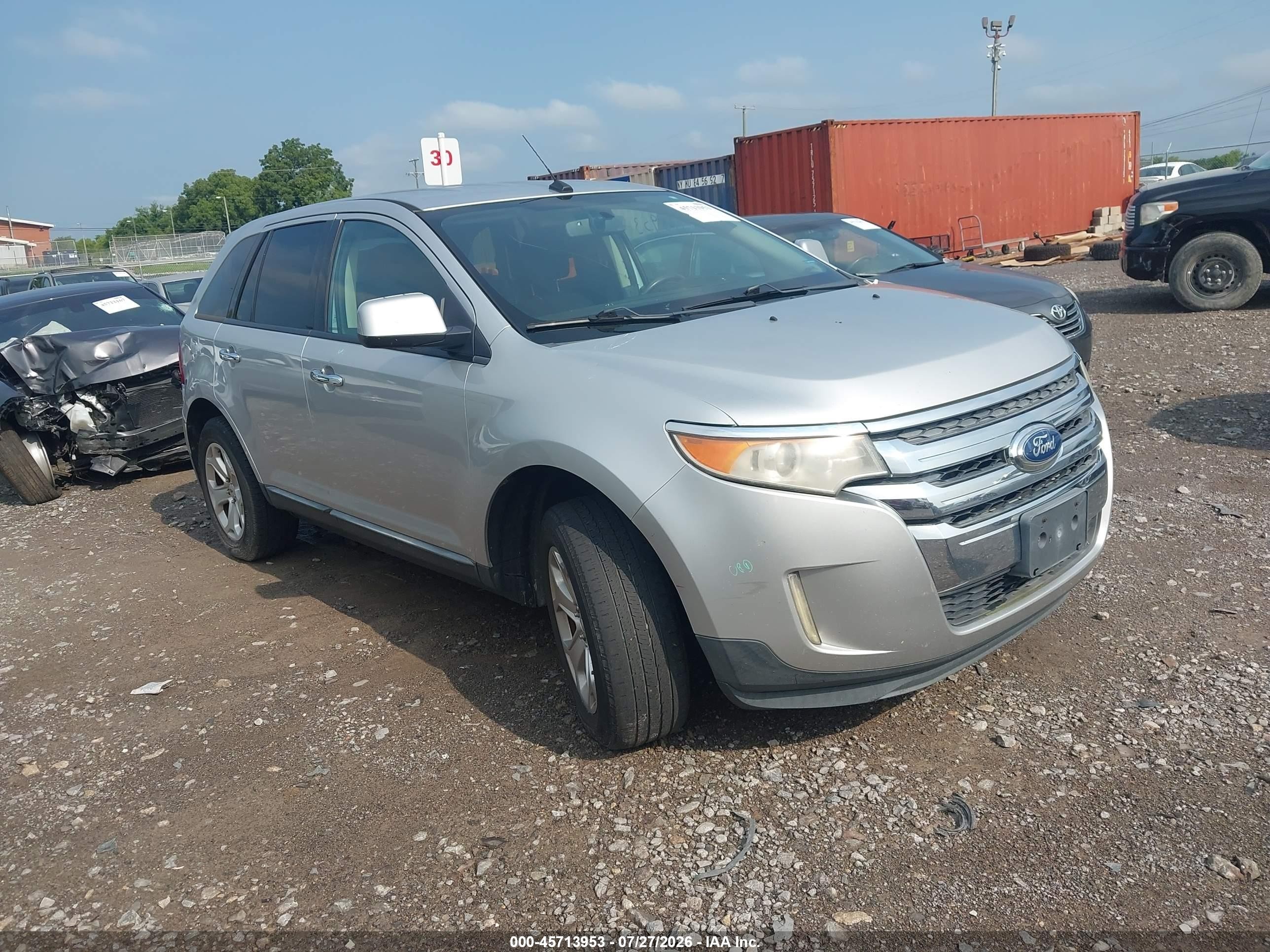 2011 Ford Edge SEL, VIN 2FMDK4JC2BBA65182 — Front end
