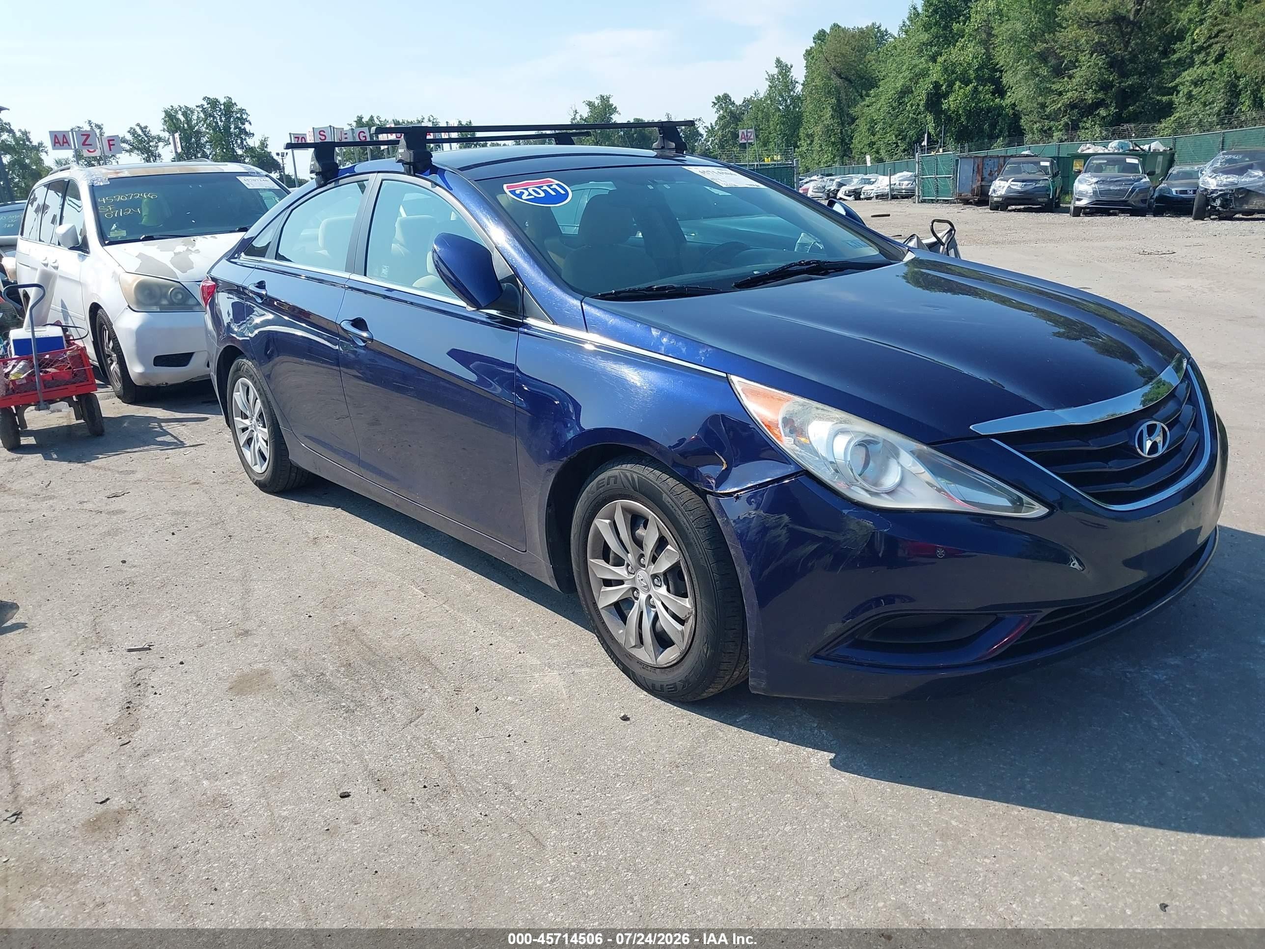 2011 Hyundai Sonata GLS, VIN 5NPEB4AC3BH055595 — Front end