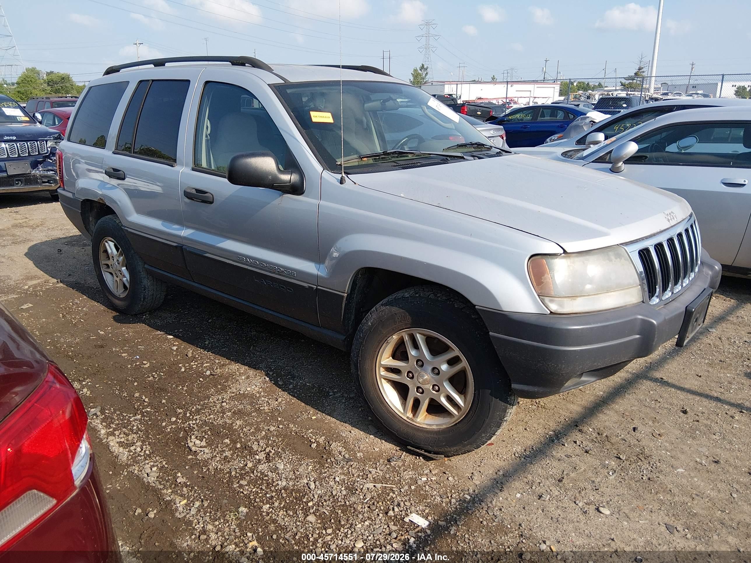 2003 Jeep Grand Cherokee Laredo, VIN 1J4GW48S83C564003 — Normal wear