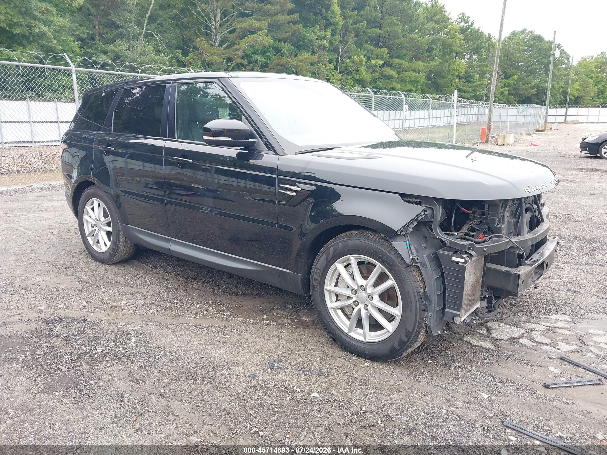 2020 Land Rover Range Rover Sport SE, VIN SALWG2SU2LA705567 — Front end