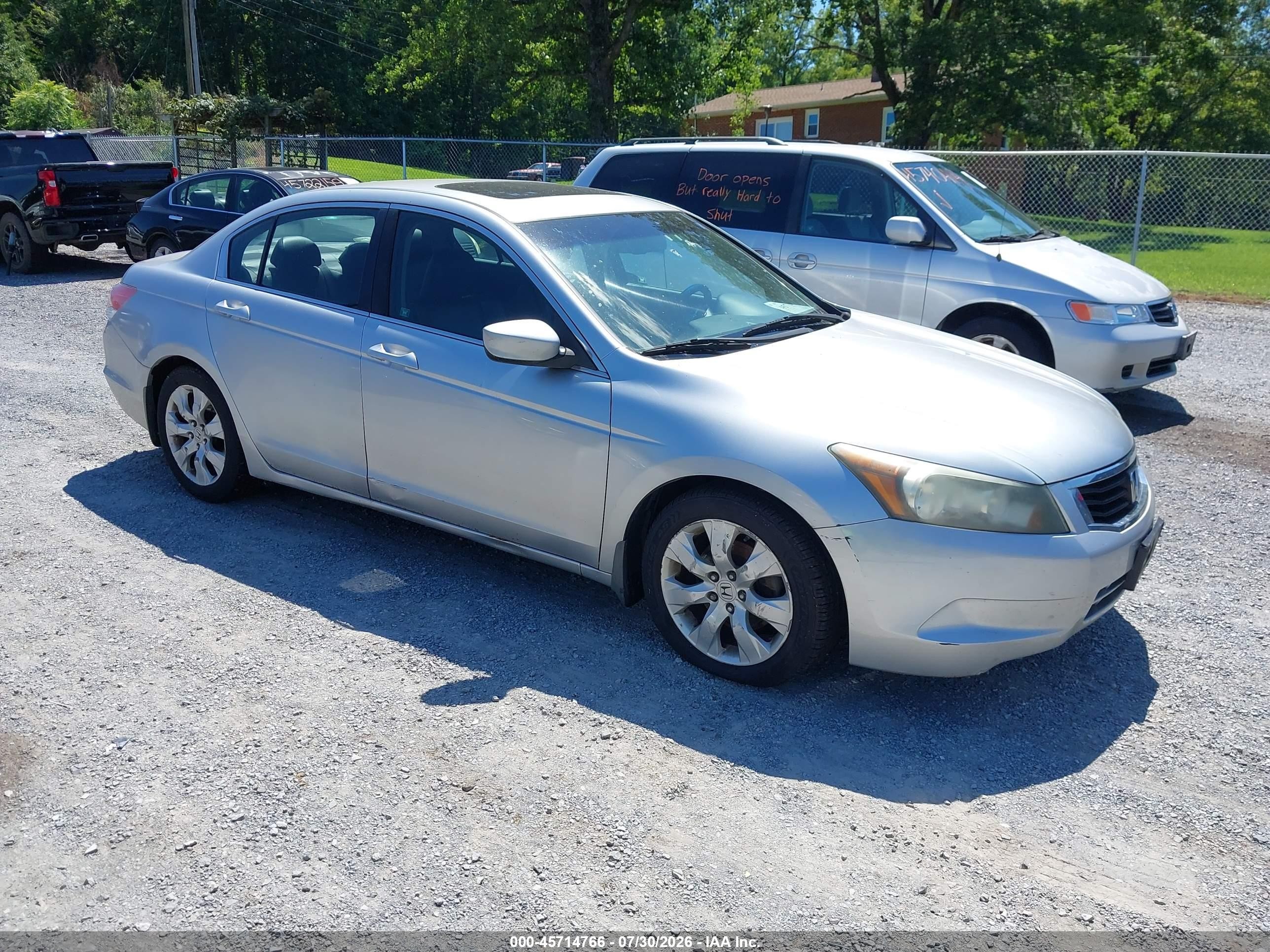 2009 Honda Accord EX-L, VIN 1HGCP26879A156904 — Обычный износ