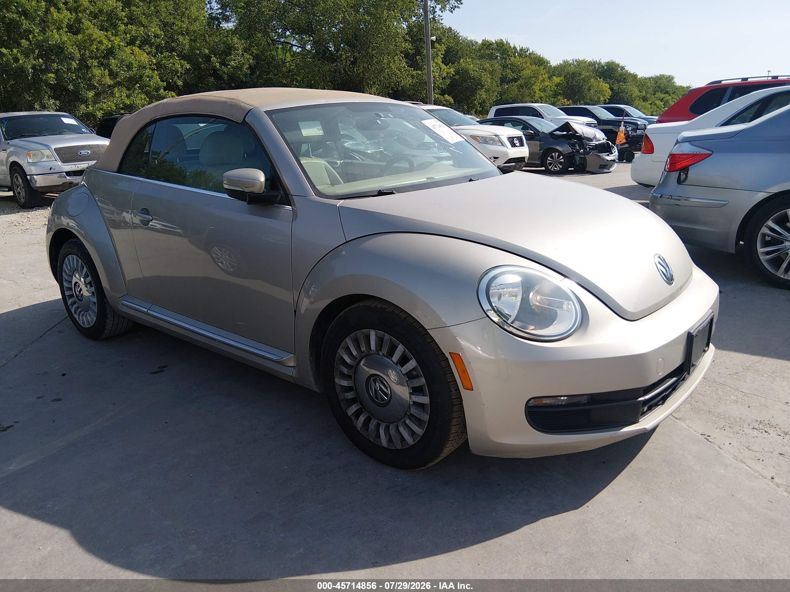 2013 Volkswagen Beetle 2.5L, VIN 3VW5P7AT8DM817994 — Not stated