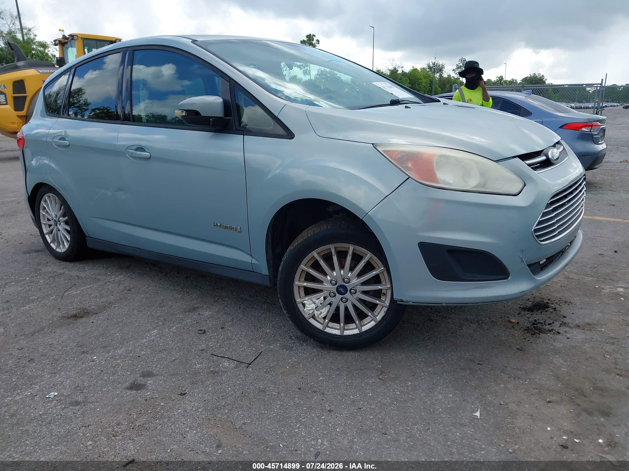2013 Ford C-Max SE, VIN 1FADP5AU0DL500407 — Front end