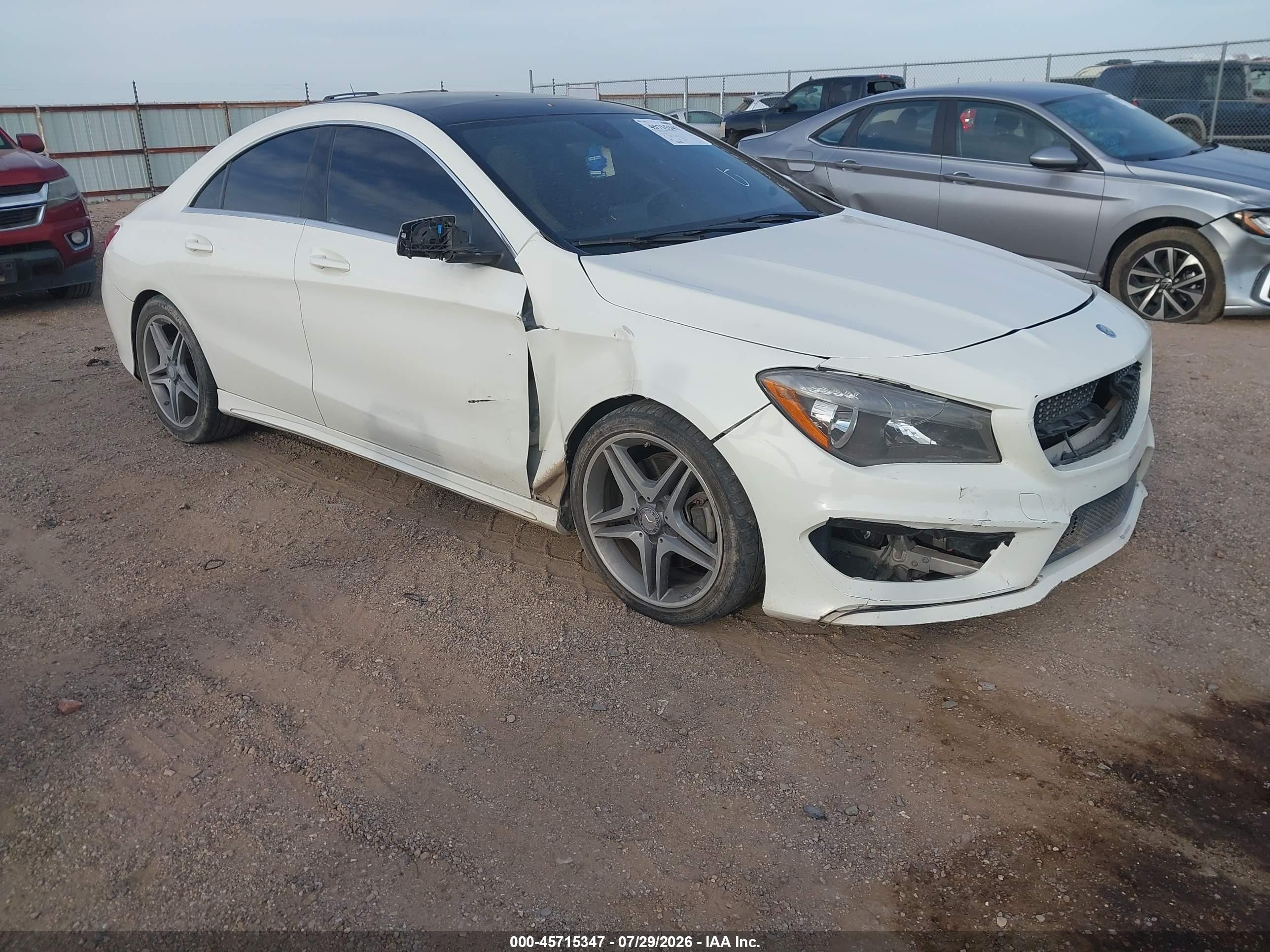 2014 Mercedes-Benz CLA 250, VIN WDDSJ4EB5EN149043 — Front end
