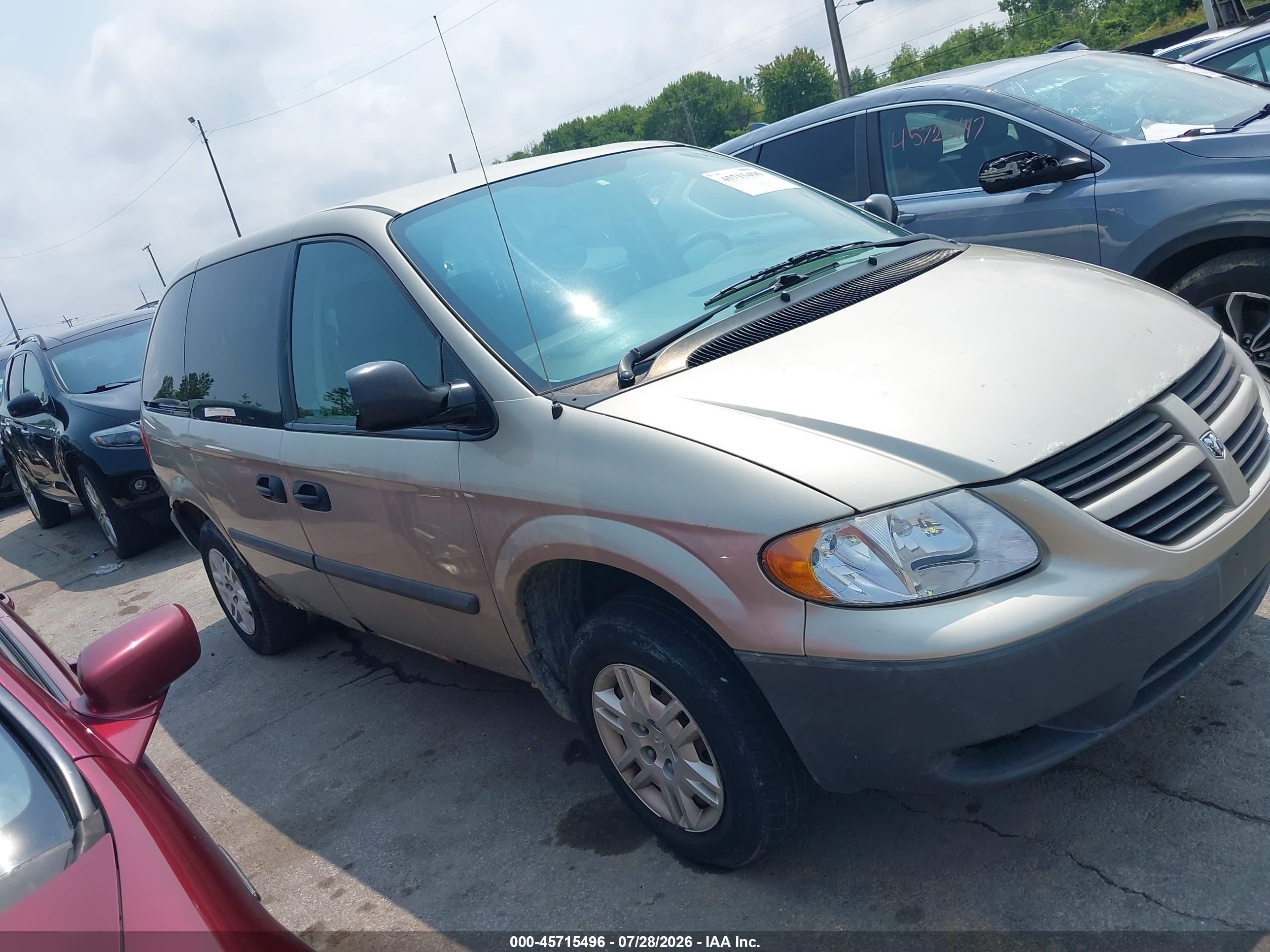 2006 Dodge Caravan SE, VIN 1D4GP25B86B719013 — Normal wear