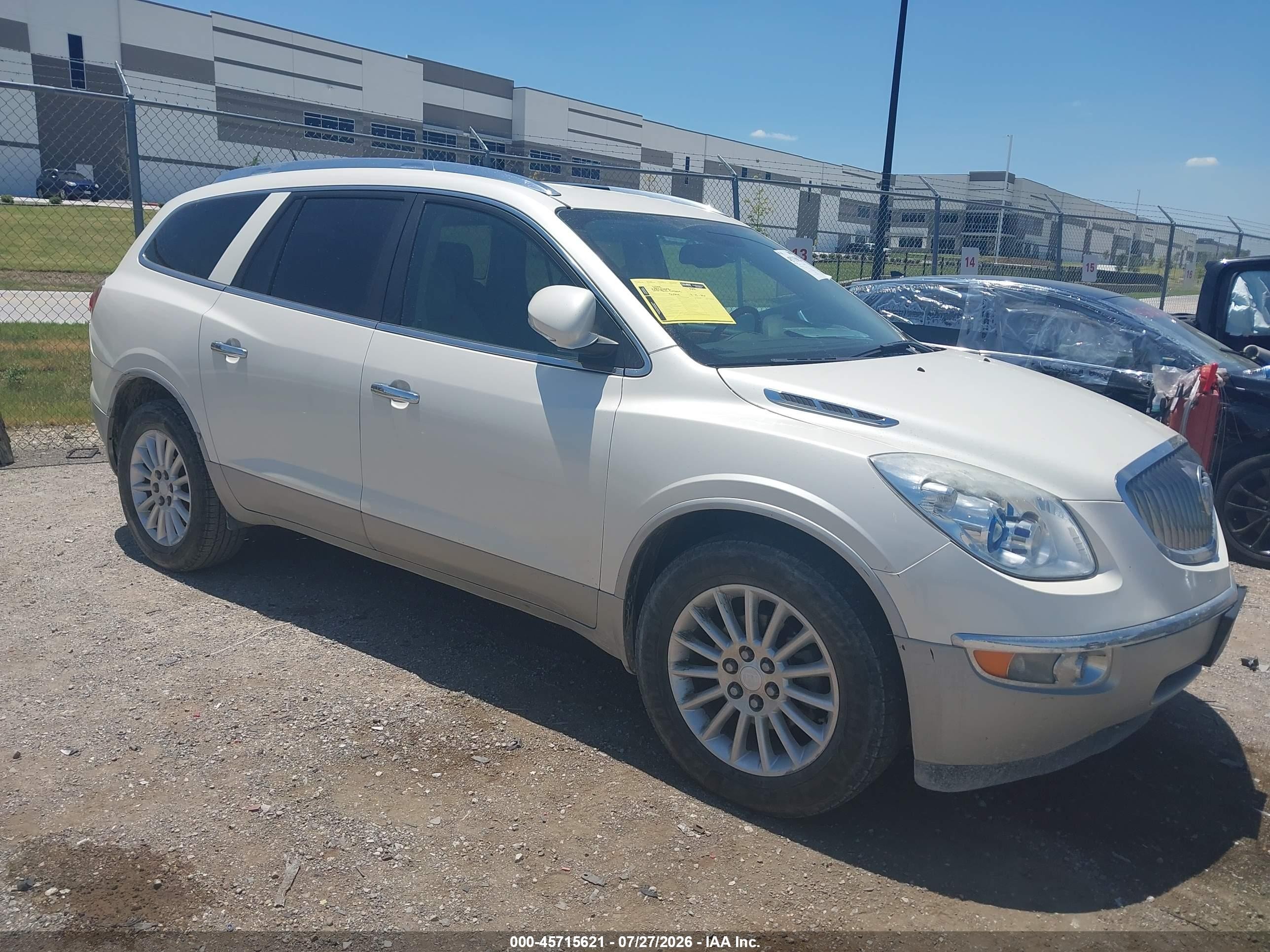 2012 Buick Enclave Leather, VIN 5GAKRCEDXCJ226929 — Rear end