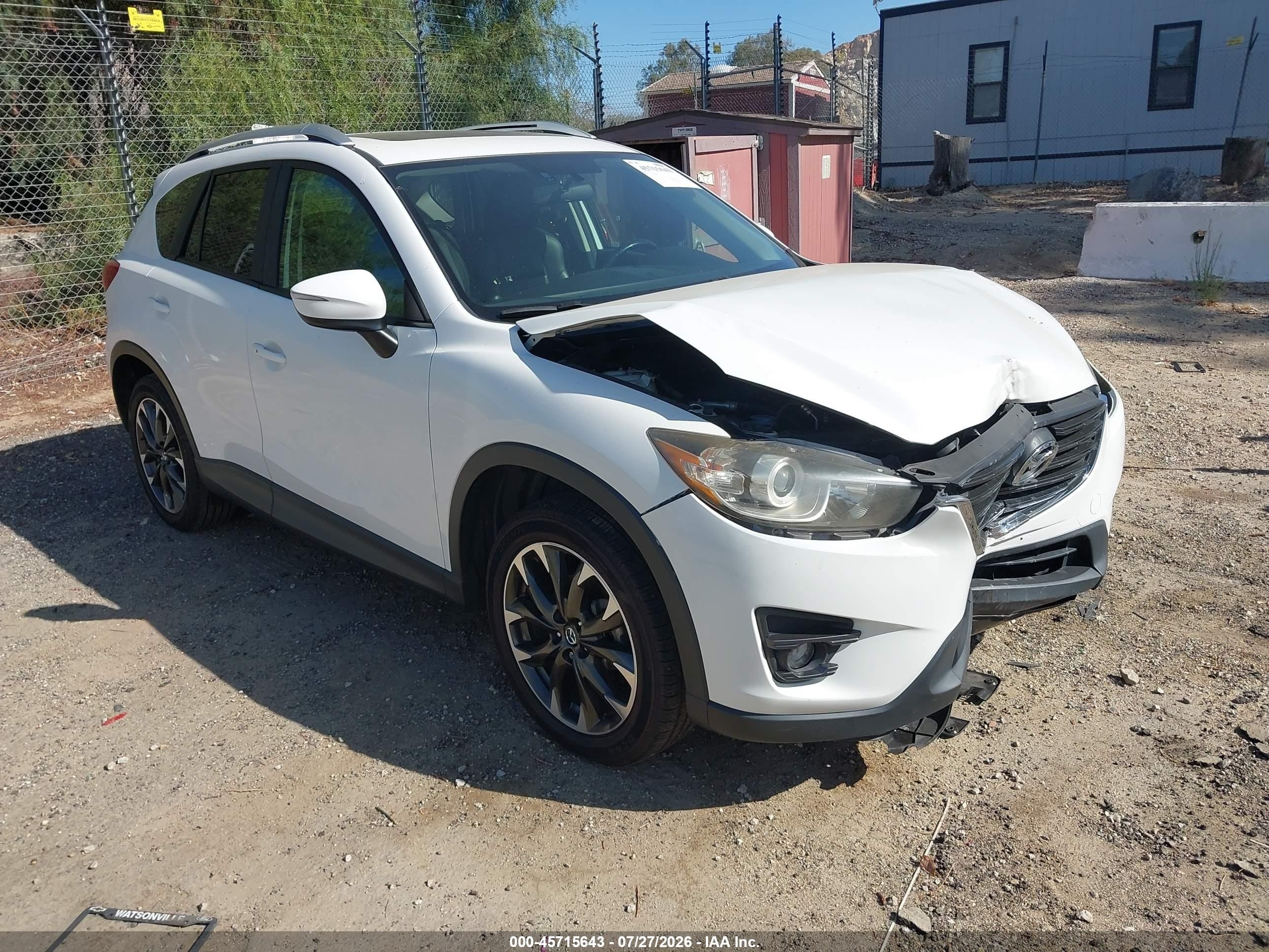2016 Mazda CX-5 Grand Touring, VIN JM3KE2DY5G0625212 — Front end