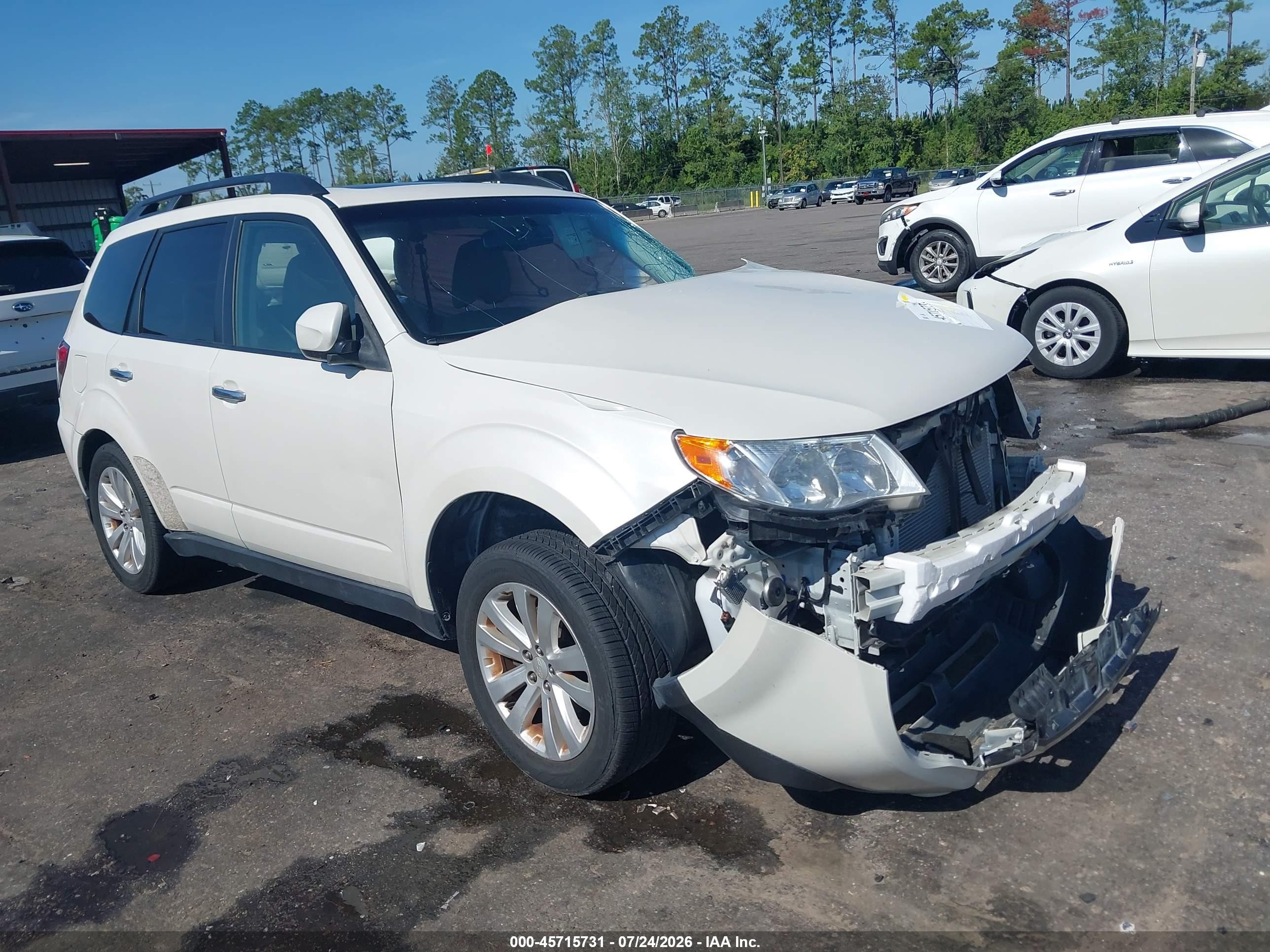 2013 Subaru Forester X Limited, VIN JF2SHAEC8DH438218 — Бок