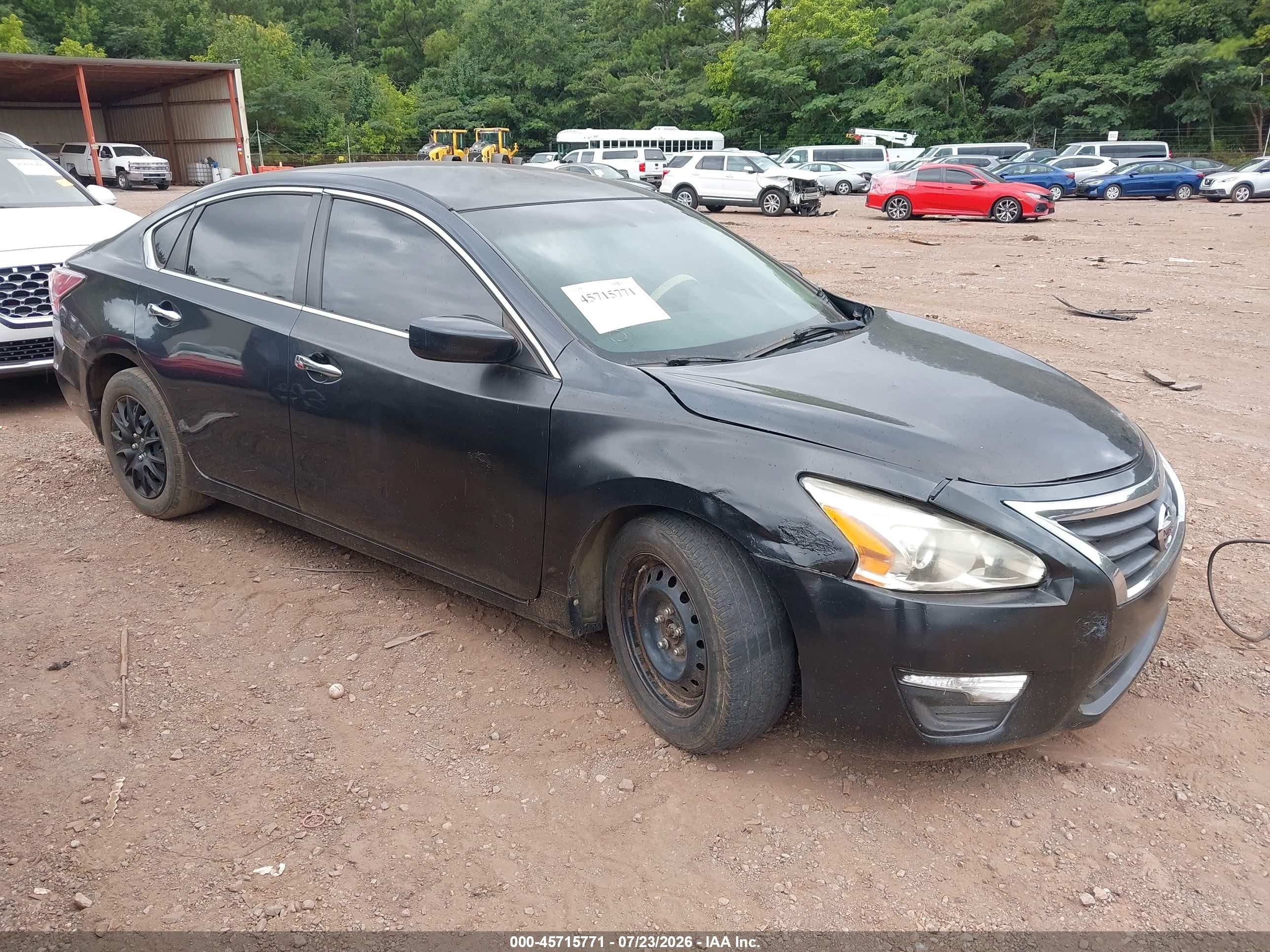 2014 Nissan Altima S, VIN 1N4AL3AP0EC320861 — Front end