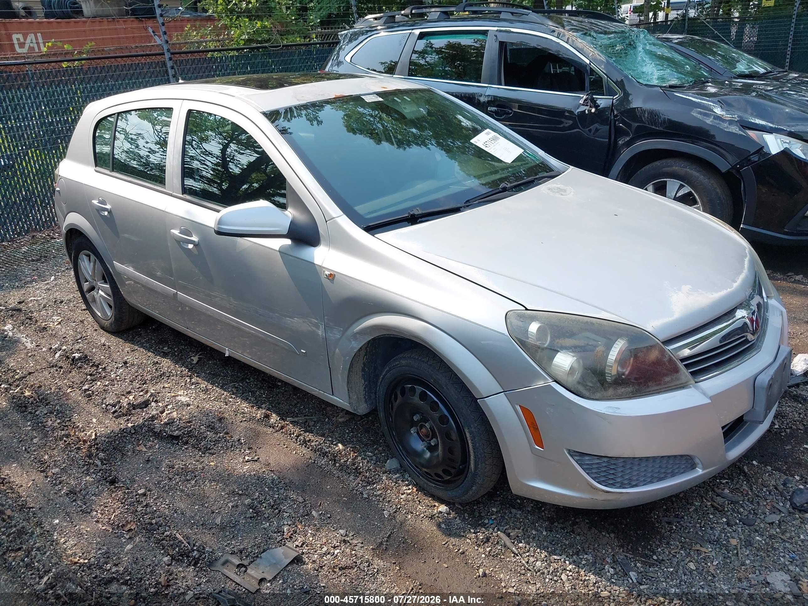 2008 Saturn Astra XE, VIN W08AR671585076011 — Бок