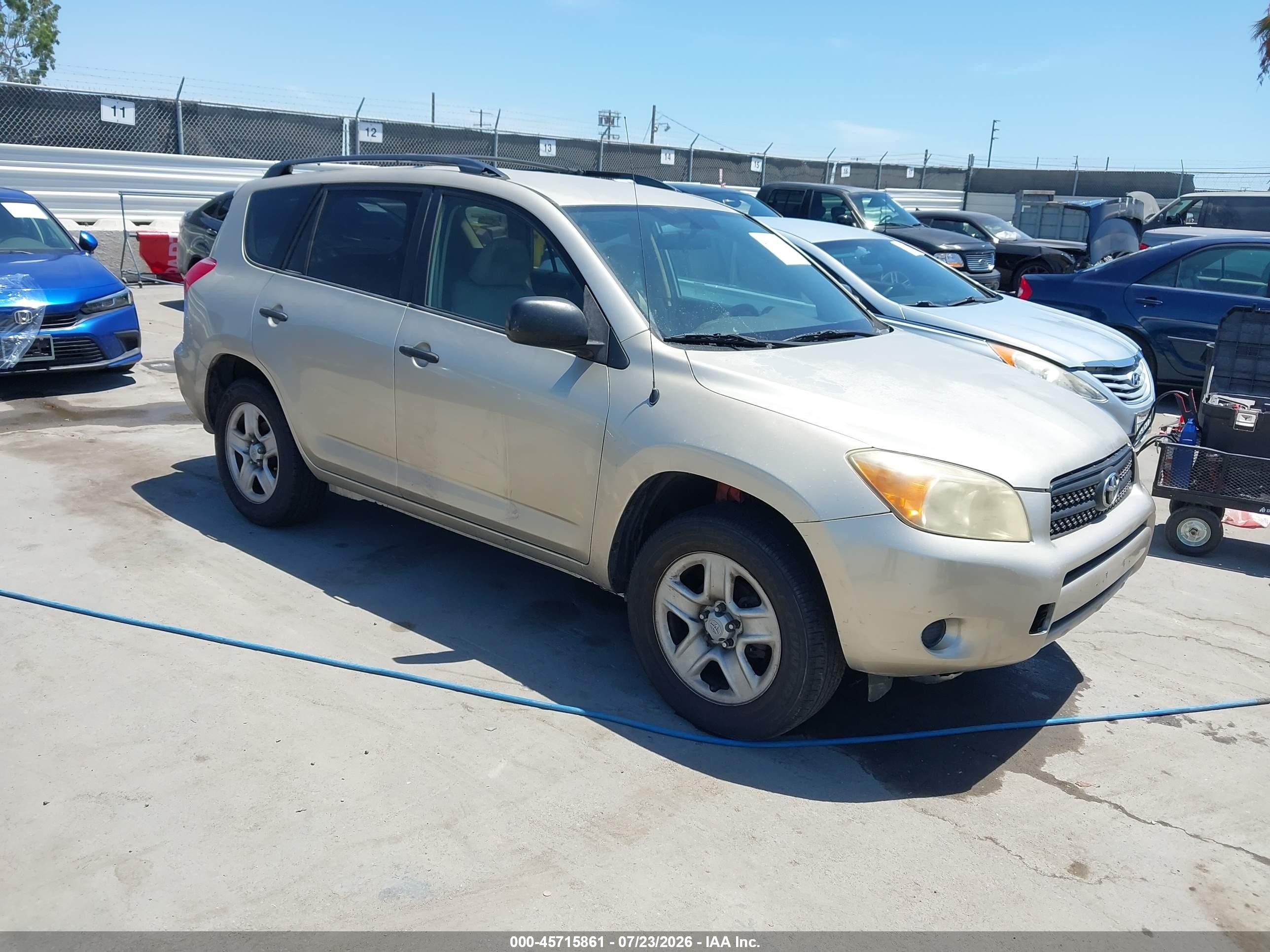 2007 Toyota RAV4, VIN JTMZD33V476035636 — Normal wear