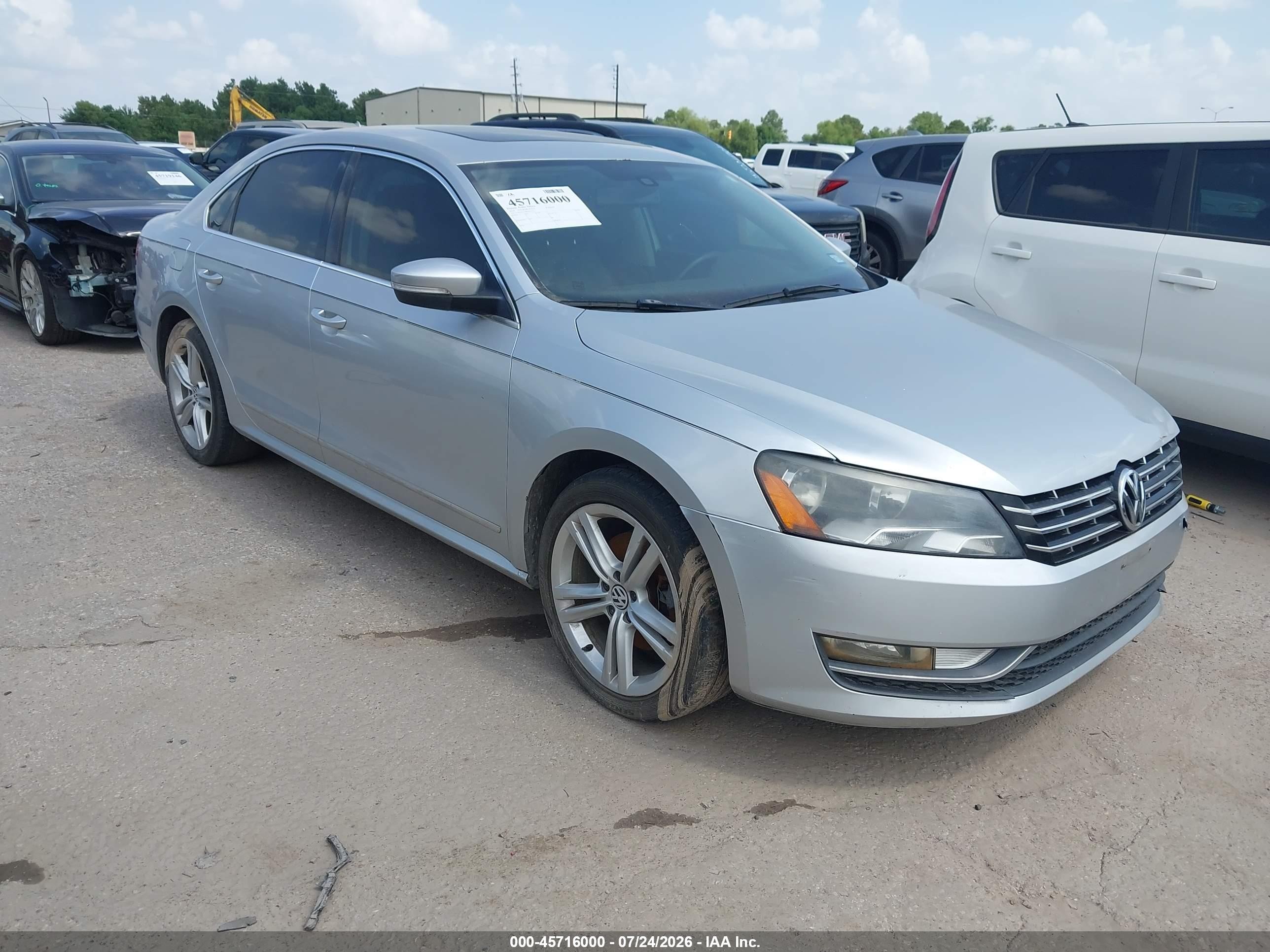 2014 Volkswagen Passat SE, VIN 1VWBN7A38EC075477 — Repossession