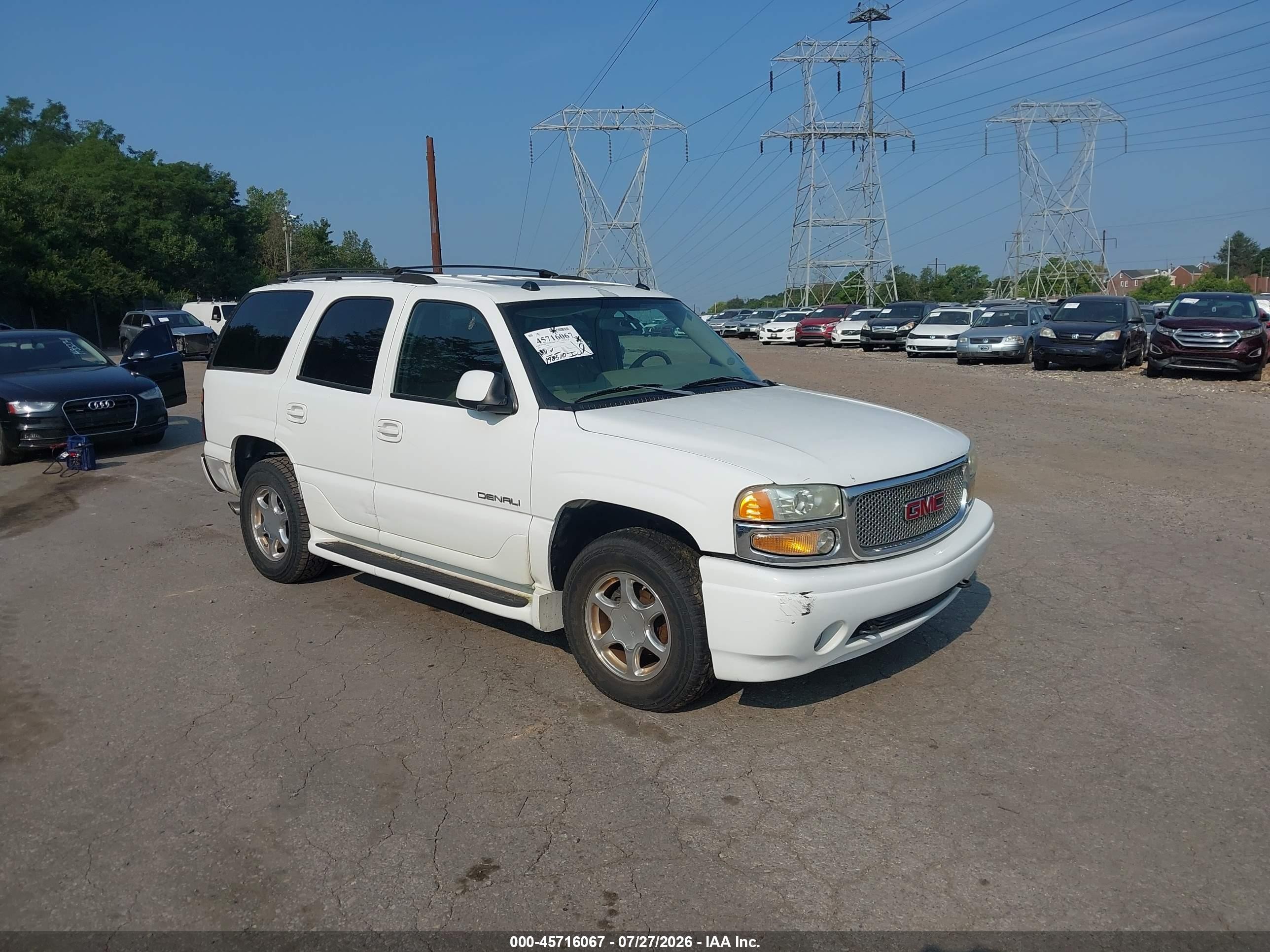 2004 GMC Yukon Denali, VIN 1GKEK63U44J298574 — Normal wear