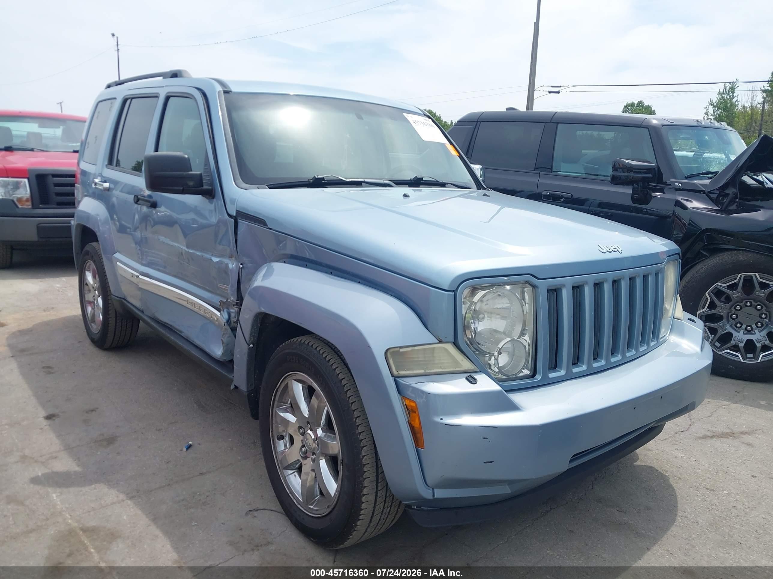 2012 Jeep Liberty Sport, VIN 1C4PJMAKXCW203465 — Бок