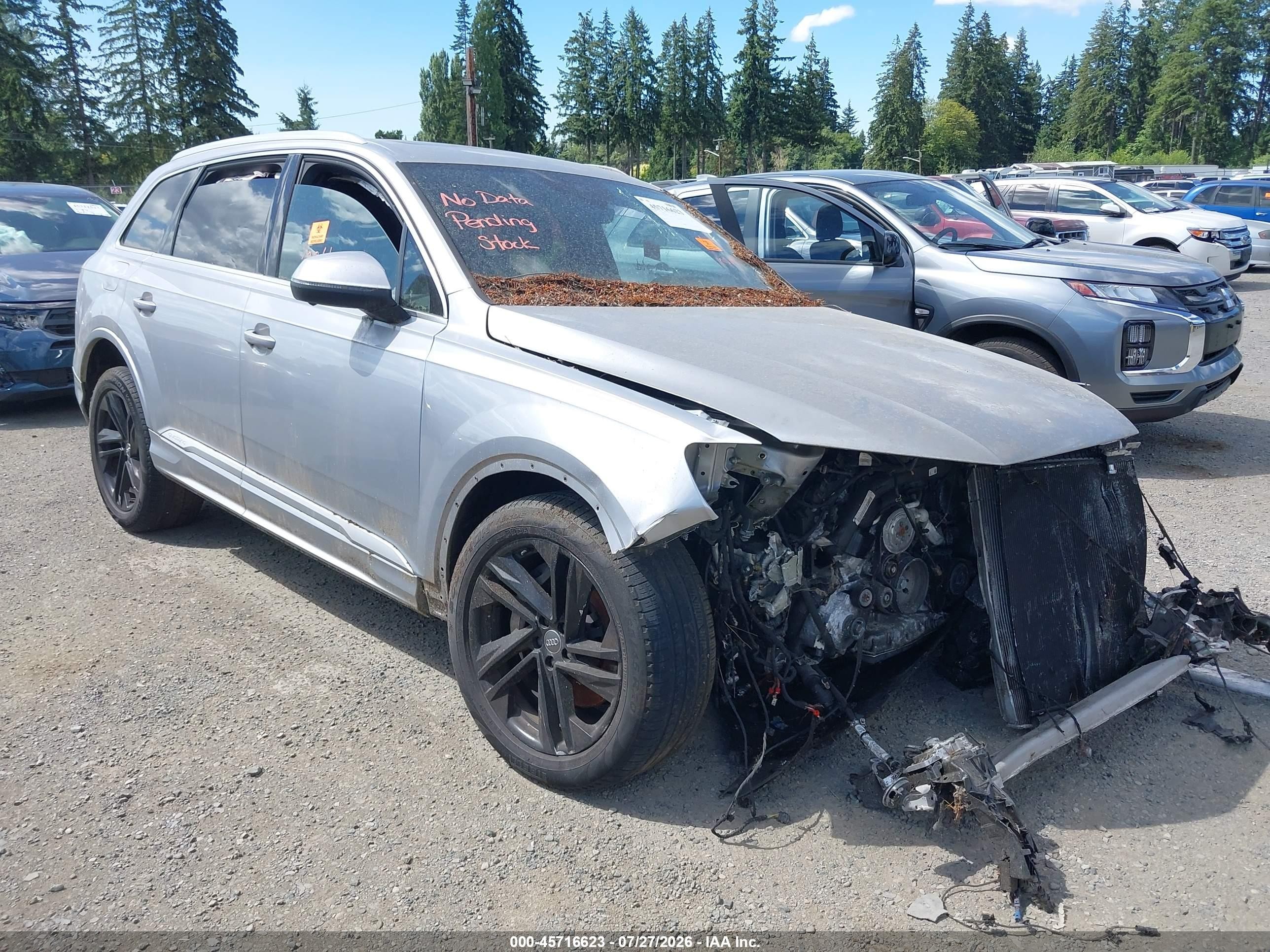 2020 Audi Q7 Premium Plus, VIN WA1LXAF79LD004753 — Обычный износ