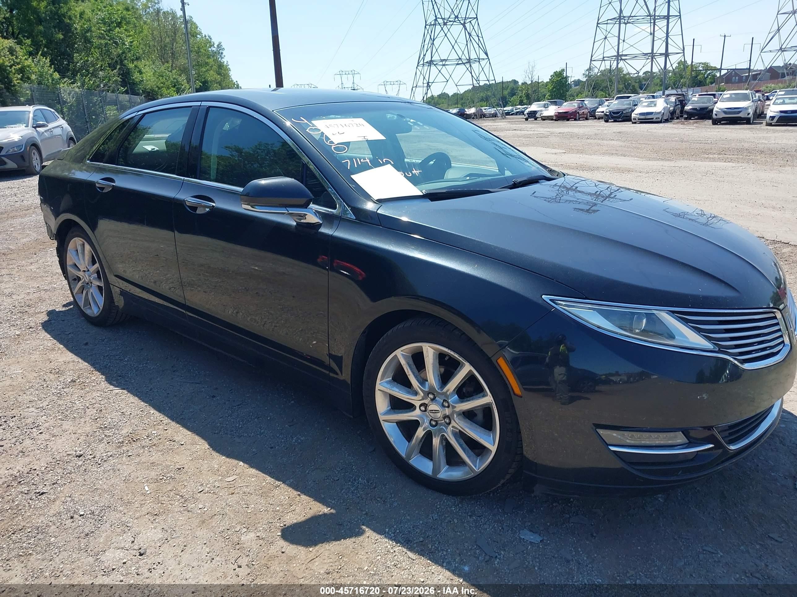 2015 Lincoln MKZ Hybrid, VIN 3LN6L2LU4FR607521 — Rear end