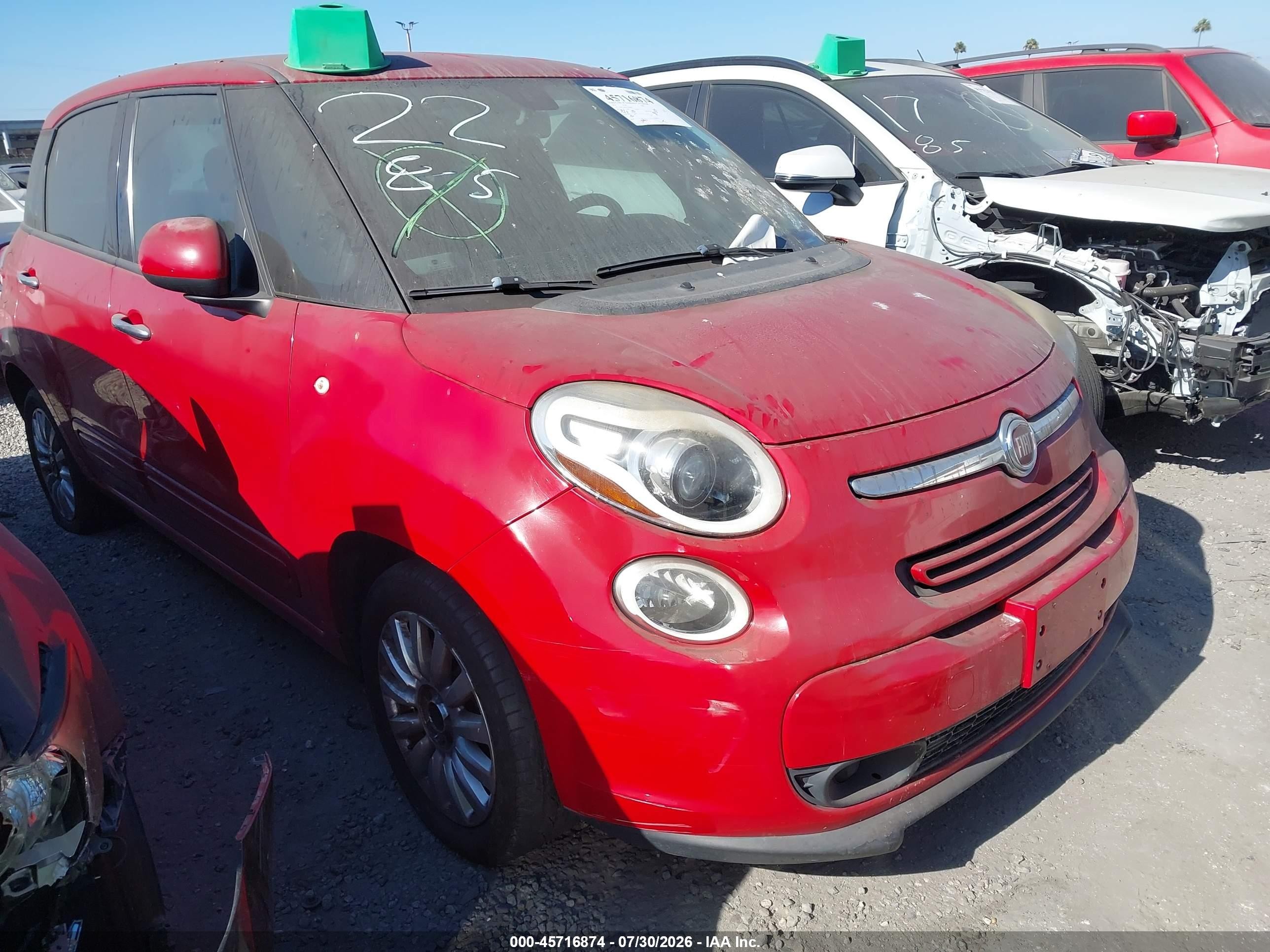 2014 FIAT 500L Easy, VIN ZFBCFABH9EZ024940 — Rear end