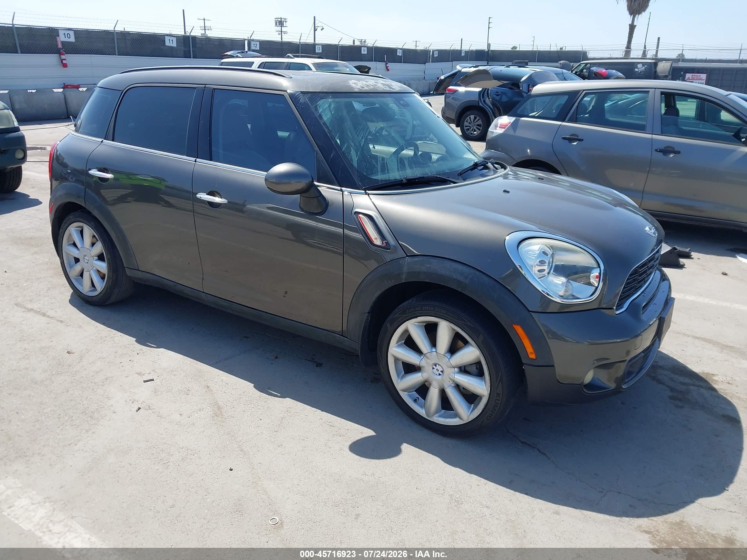2012 MINI Countryman S, VIN WMWZC3C53CWL85737 — Normal wear