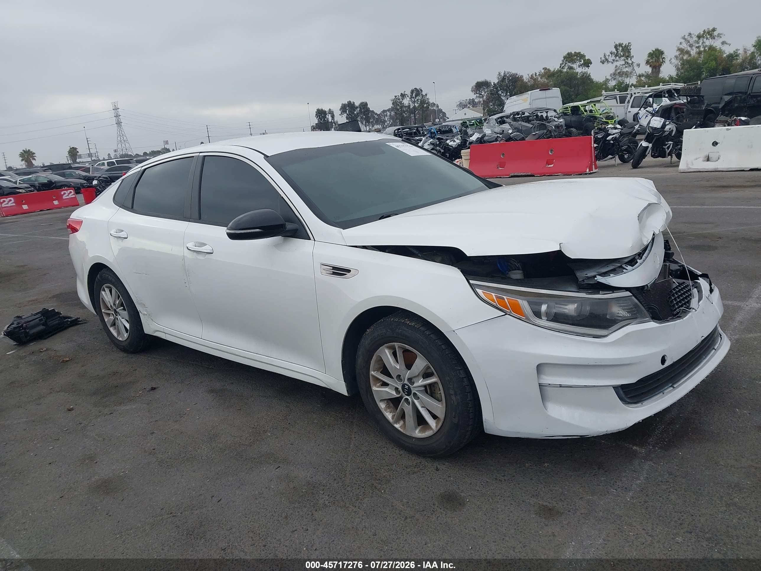 2016 Kia Optima LX, VIN KNAGT4L3XG5101835 — Normal wear