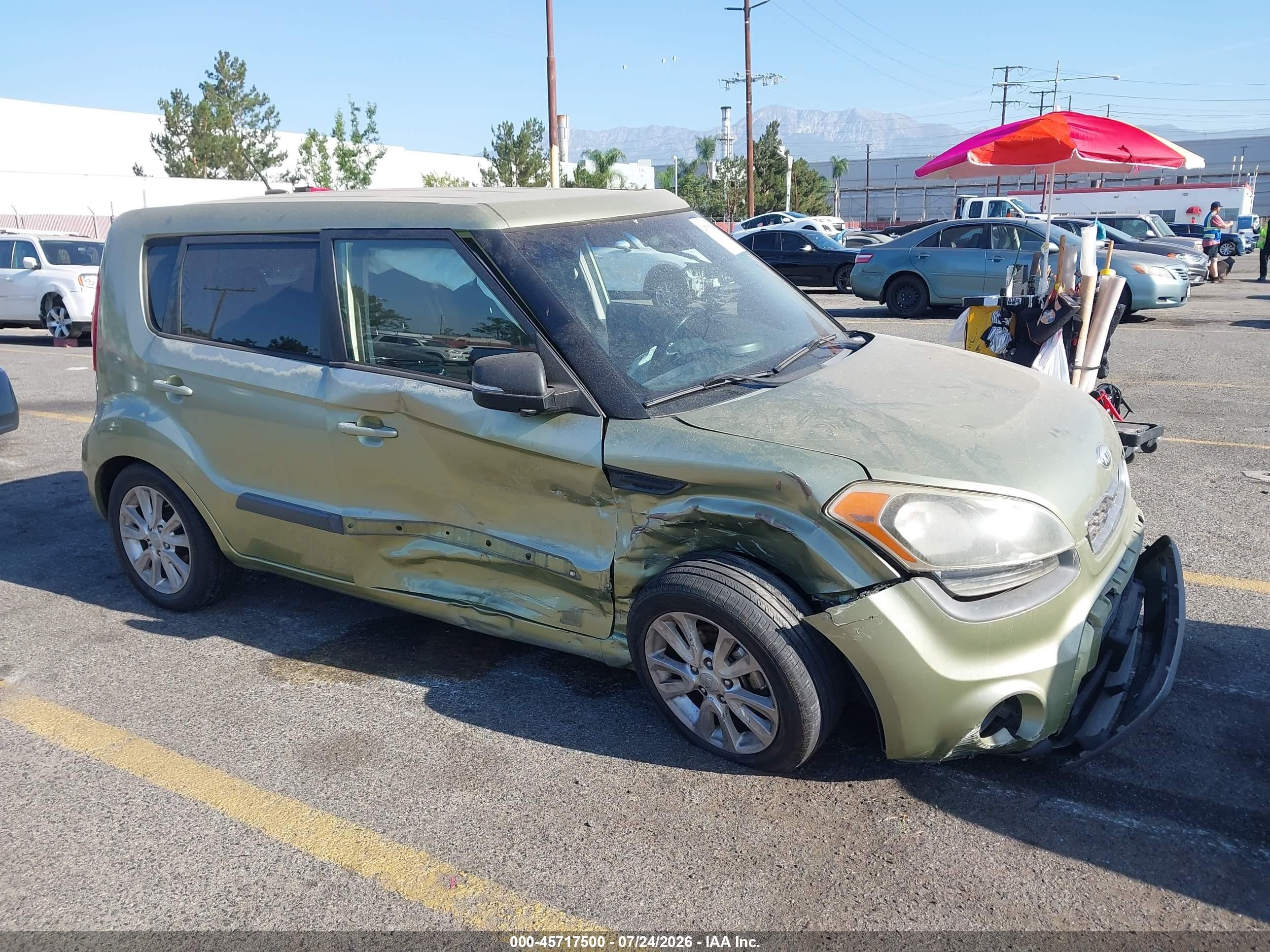 2013 Kia Soul +, VIN KNDJT2A69D7559134 — Normal wear