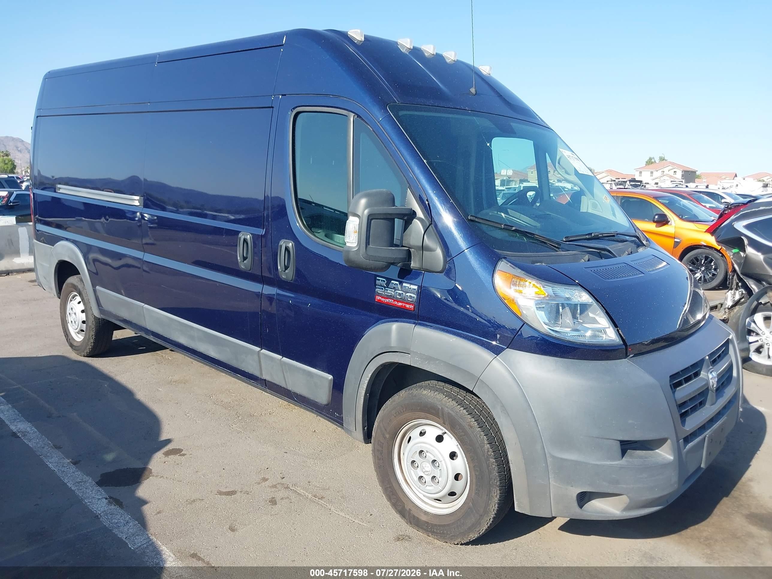 2018 Ram ProMaster Cargo, VIN 3C6TRVDG2JE135293 — Rear end