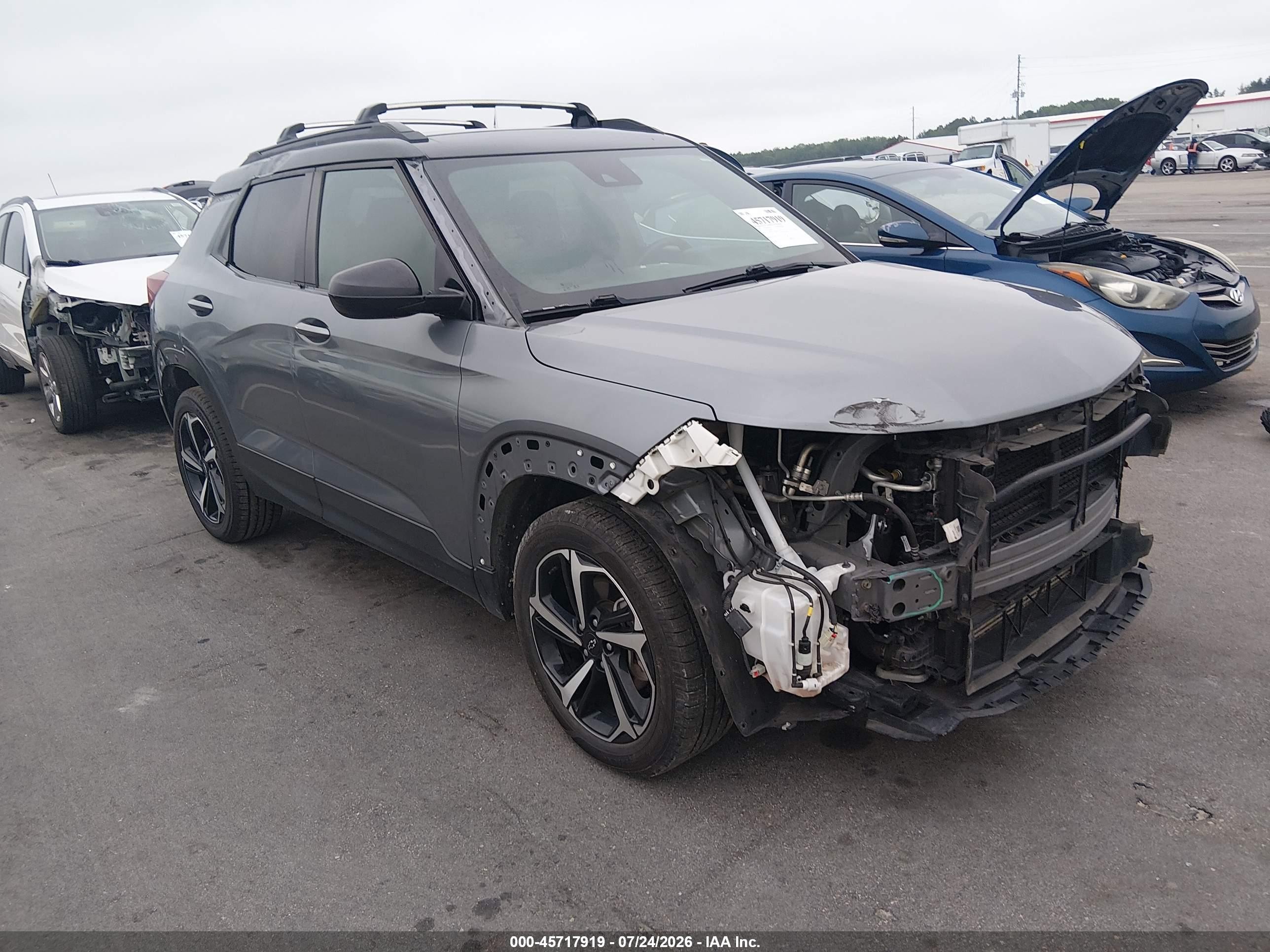 2022 Chevrolet TrailBlazer RS, VIN KL79MTSL3NB008915 — Перед
