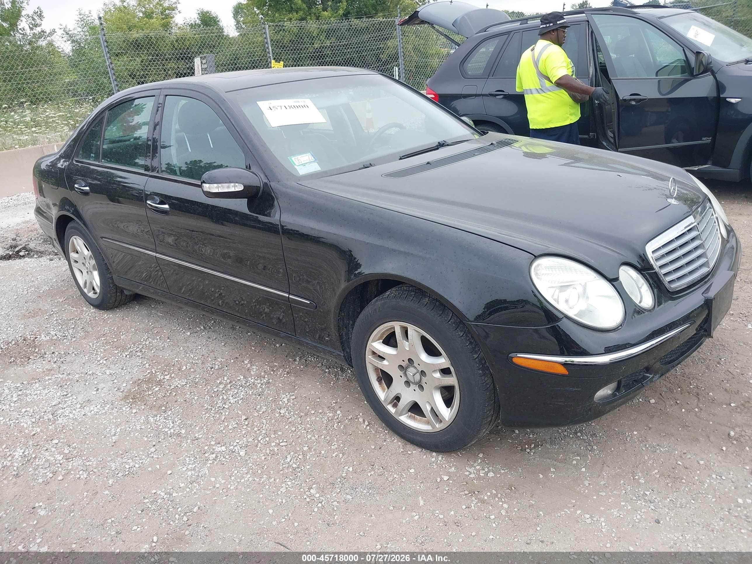 2004 Mercedes-Benz E 320, VIN WDBUF65J14A394546 — Normal wear