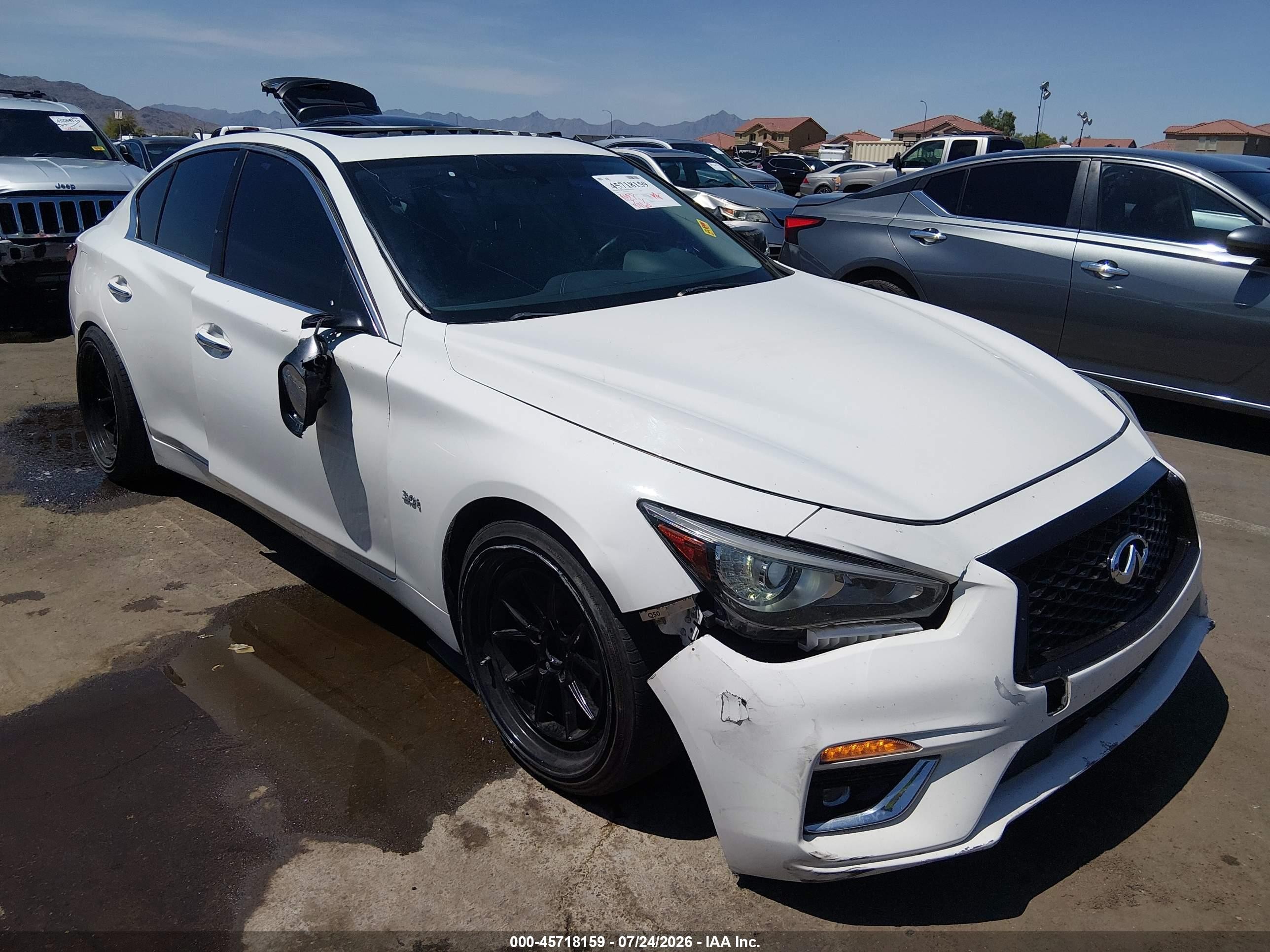 2019 Infiniti Q50 Signature Edition, VIN JN1EV7AP4KM517764 — Front end