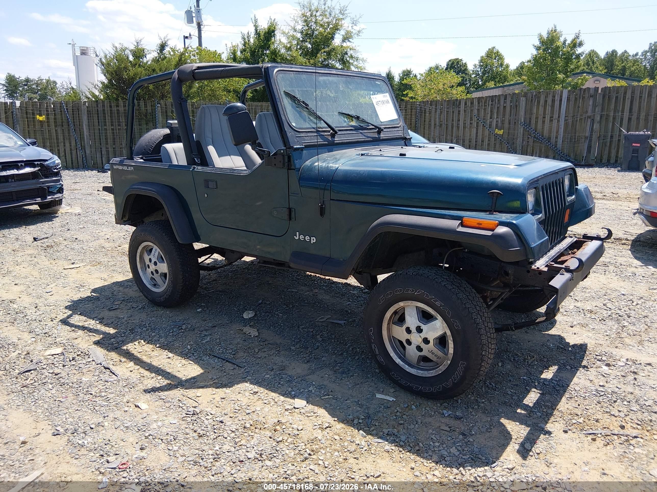1995 Jeep Wrangler, VIN 1J4FY29S5SP309907 — Front end