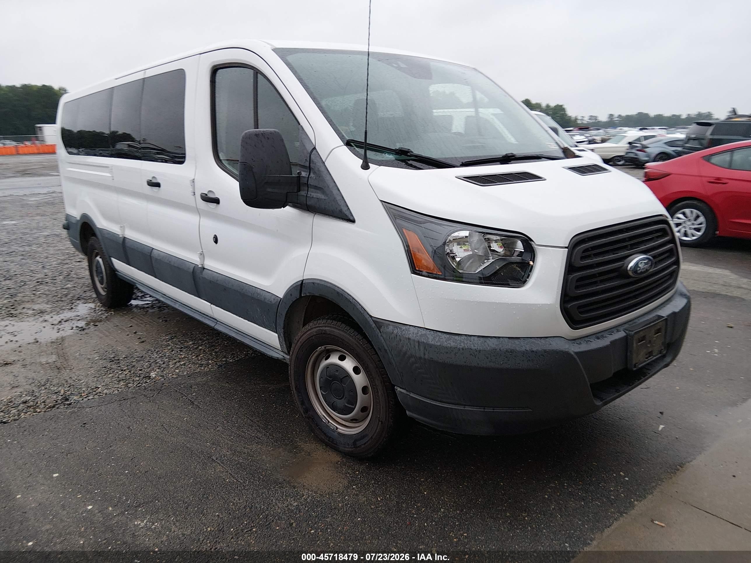 2018 Ford Transit Passenger XL, VIN 1FBZX2ZM6JKB42903 — Normal wear